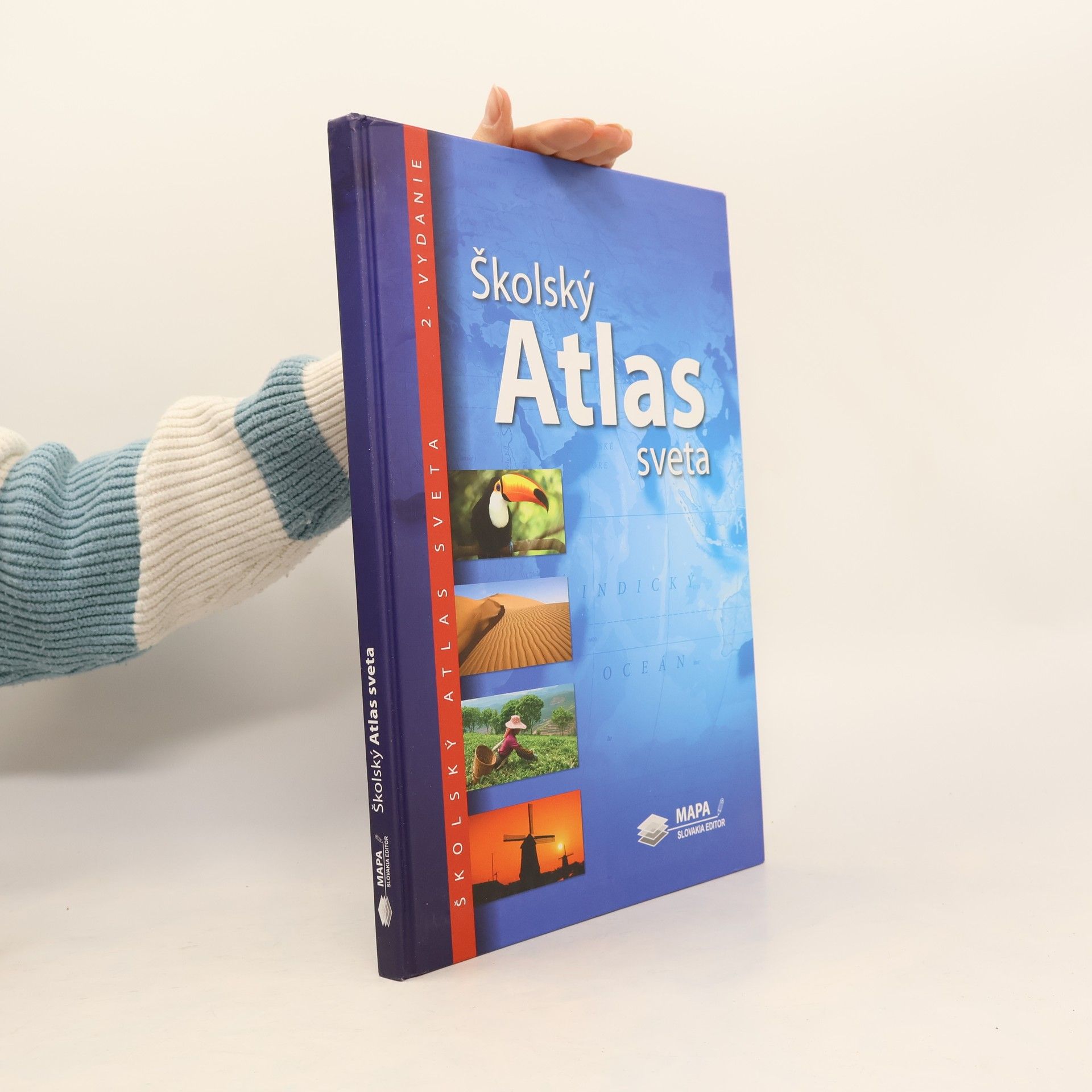Auteurscollectief Školský atlas sveta