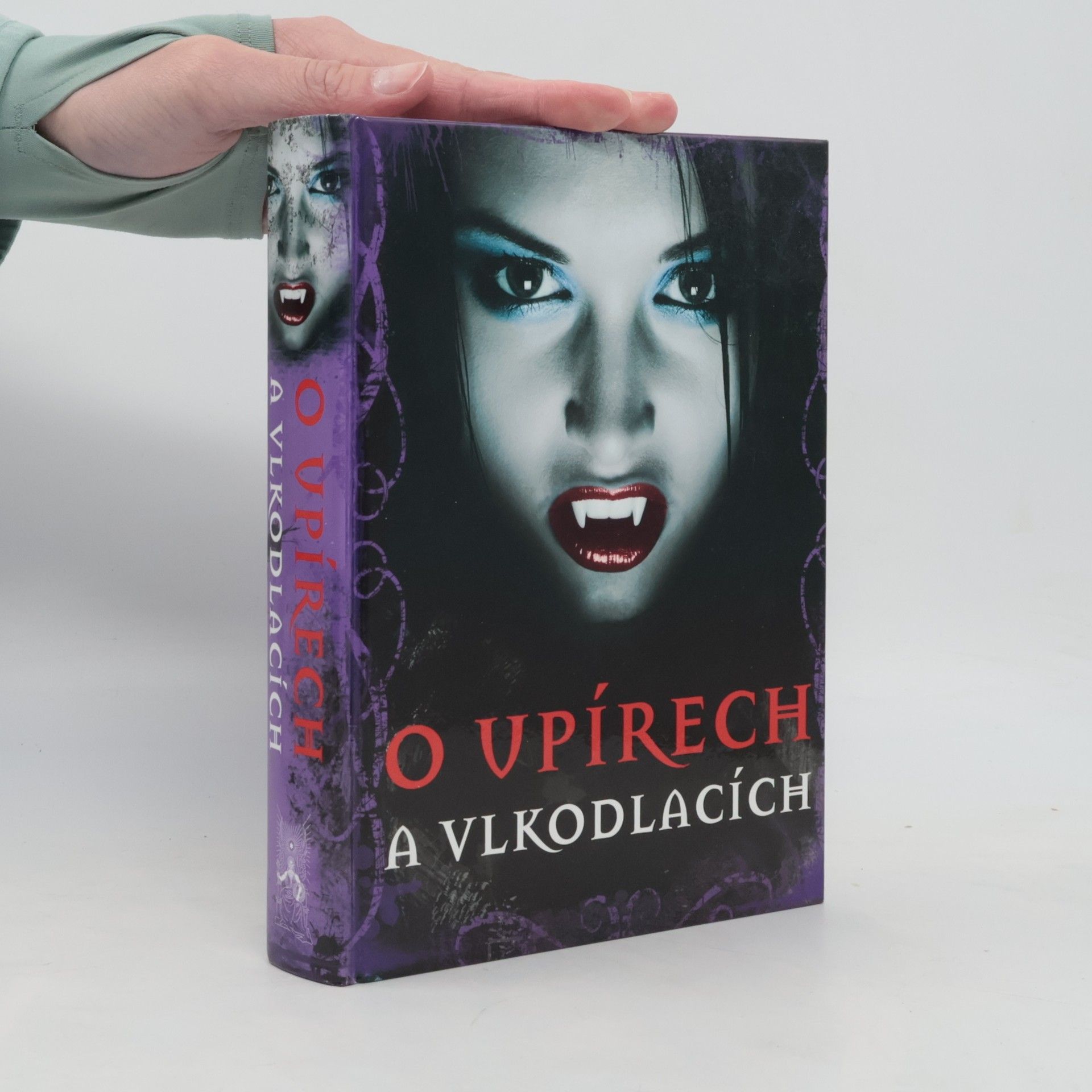 Tig Thomas O upírech a vlkodlacích