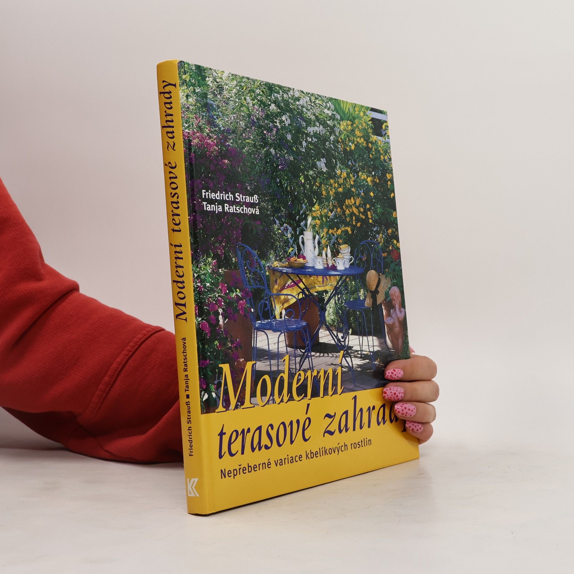 Moderní terasové zahrady. Nepřeberné variace kbelíkových rostlin
