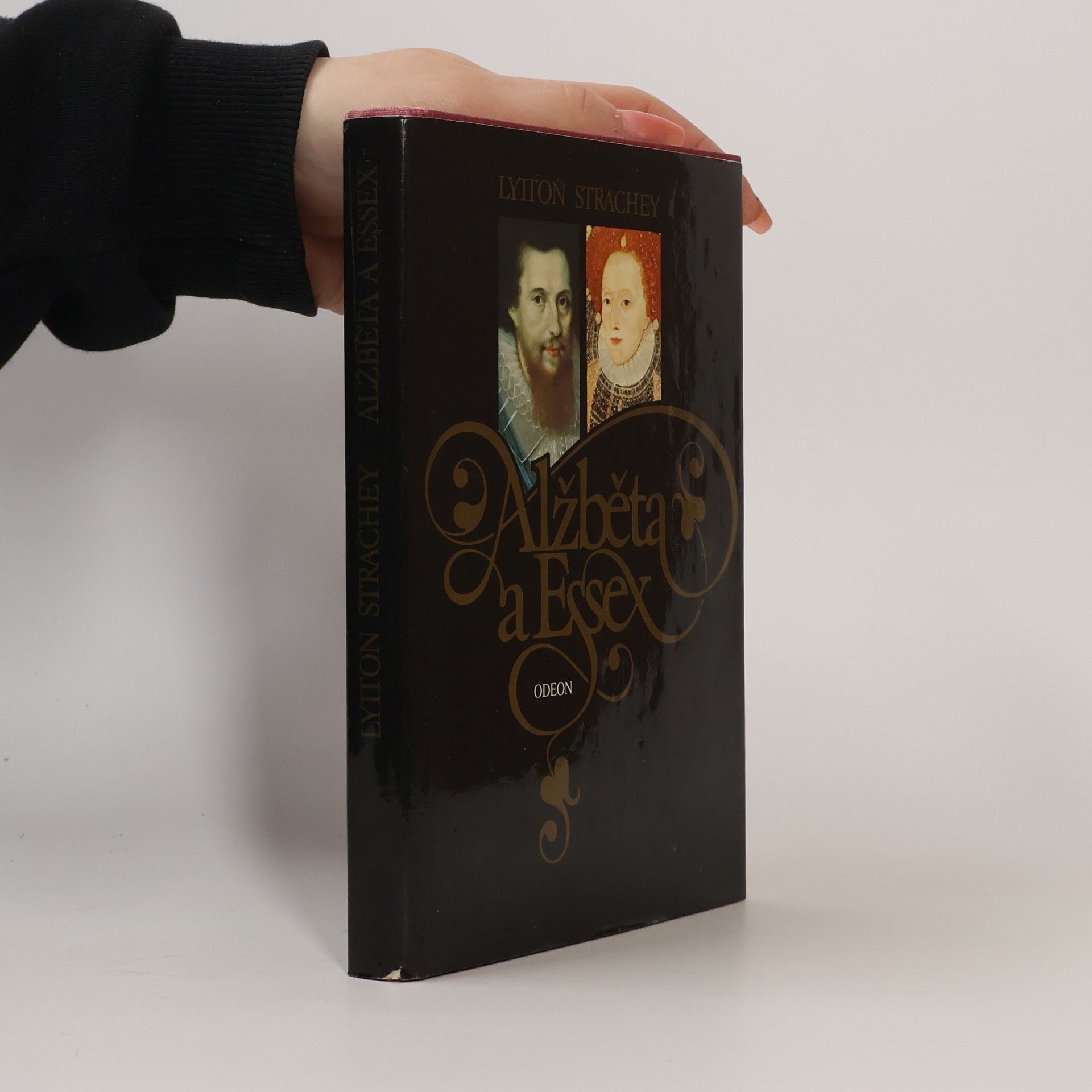 Lytton Strachey Alžběta a Essex