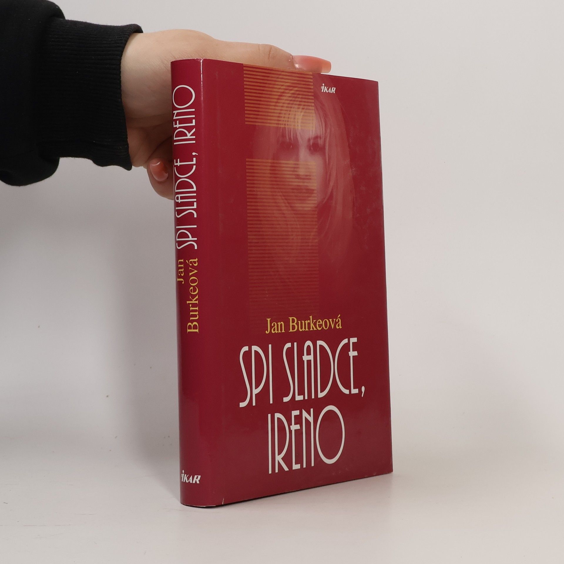 Jan Burke Spi sladce,Ireno