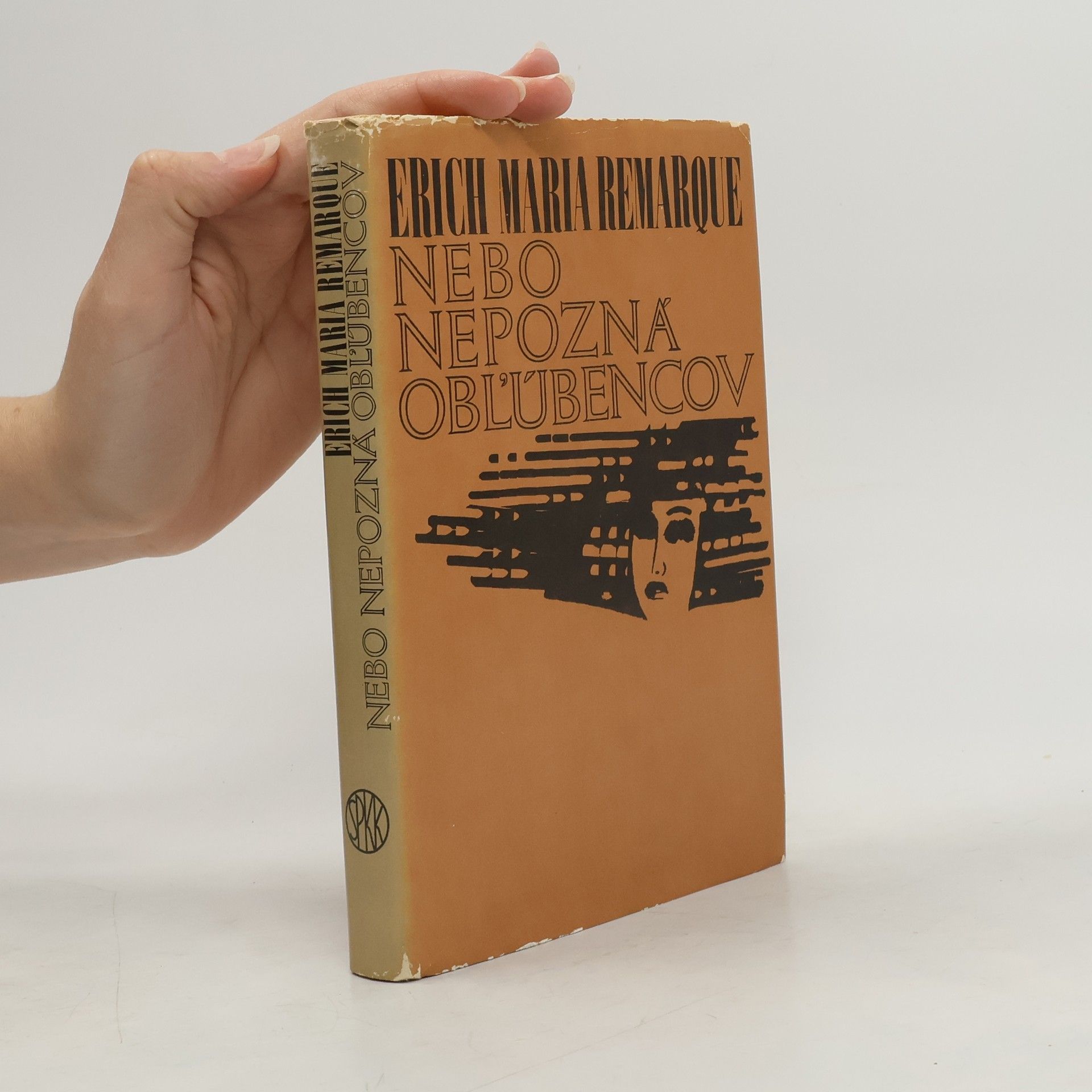 Erich Maria Remarque Nebo nepozná obľúbencov