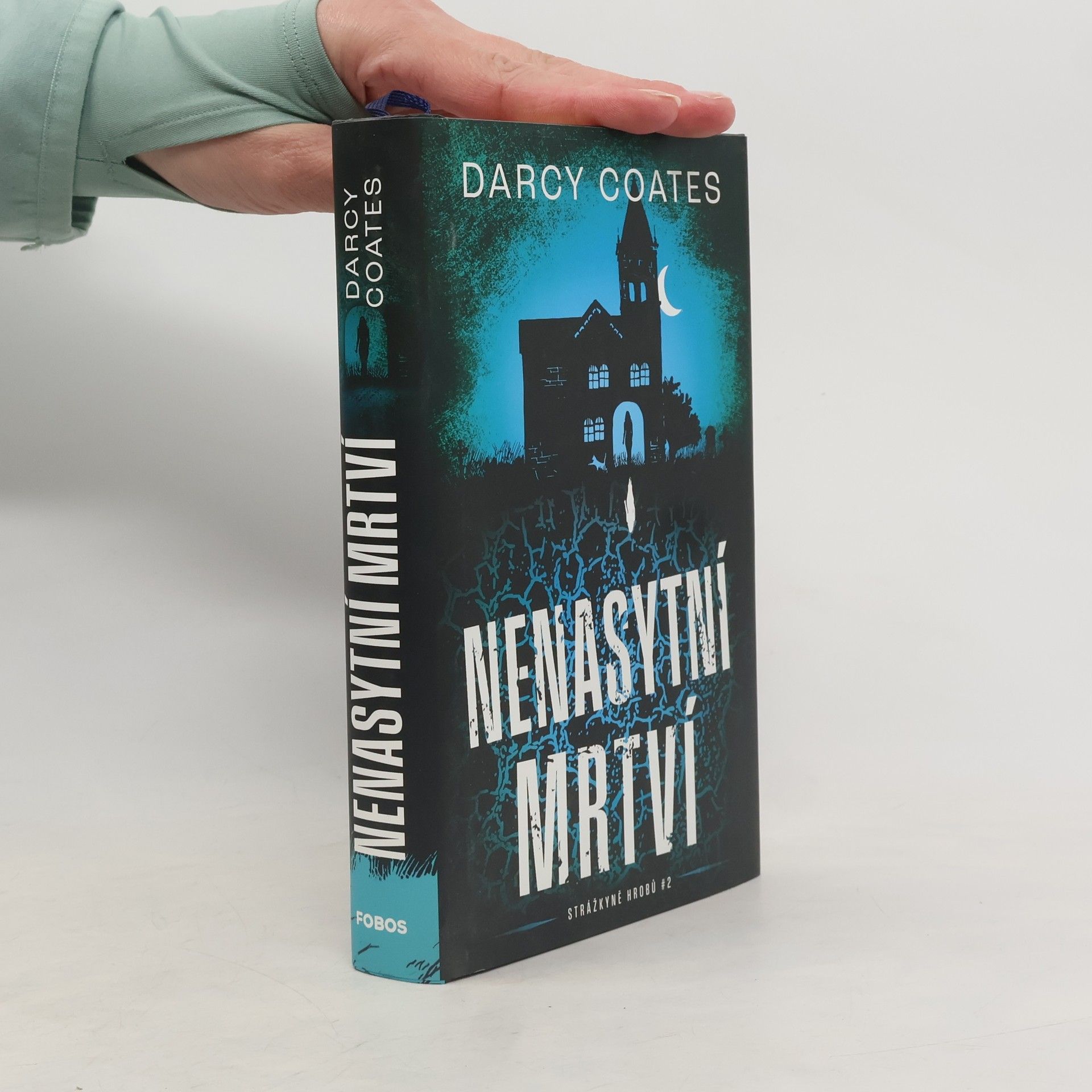 Darcy Coates Nenasytní mrtví