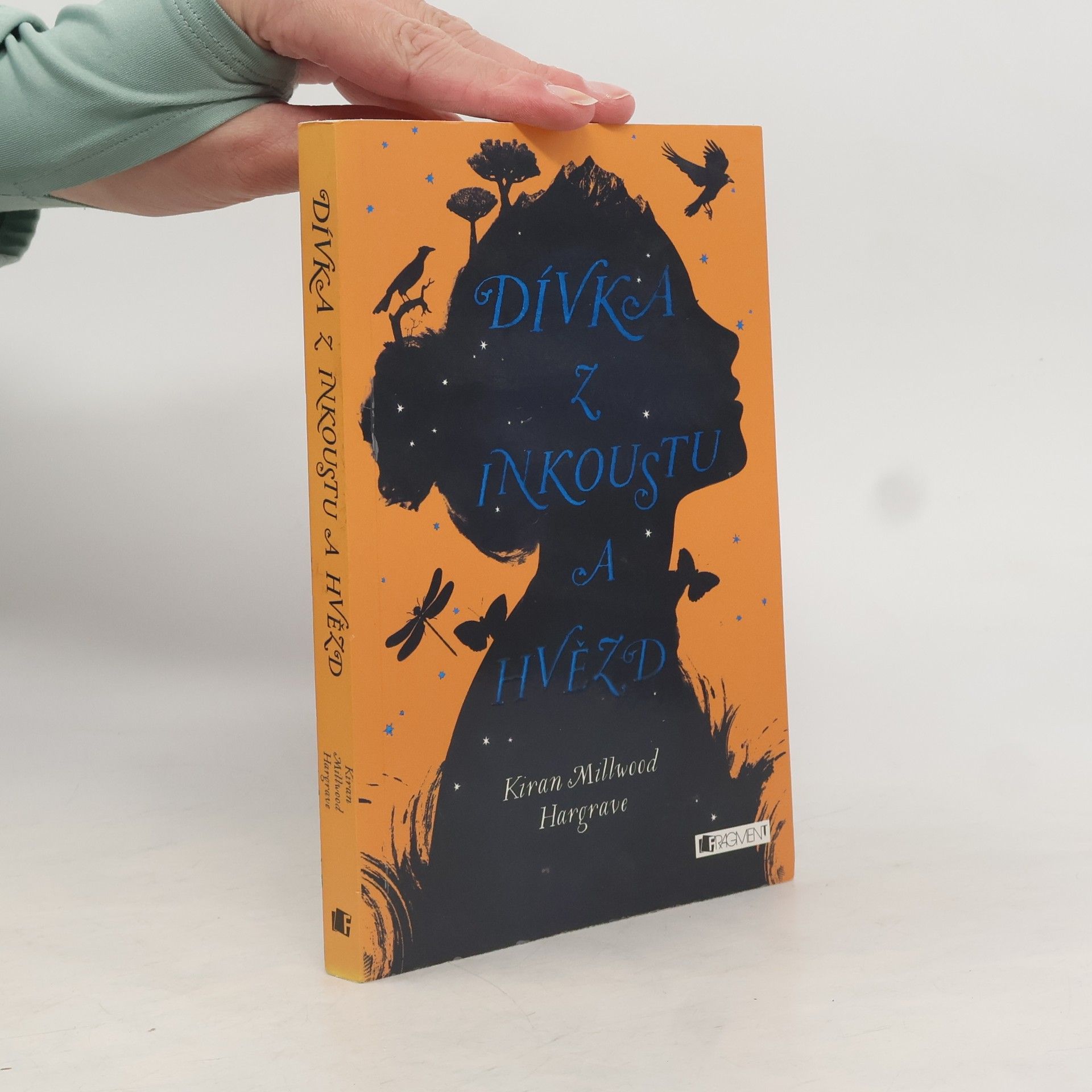 Kiran Millwood Hargrave Dívka z inkoustu a hvězd