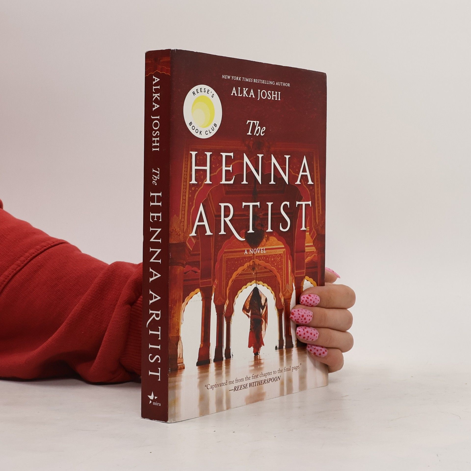 Alka Joshi The Henna Artist