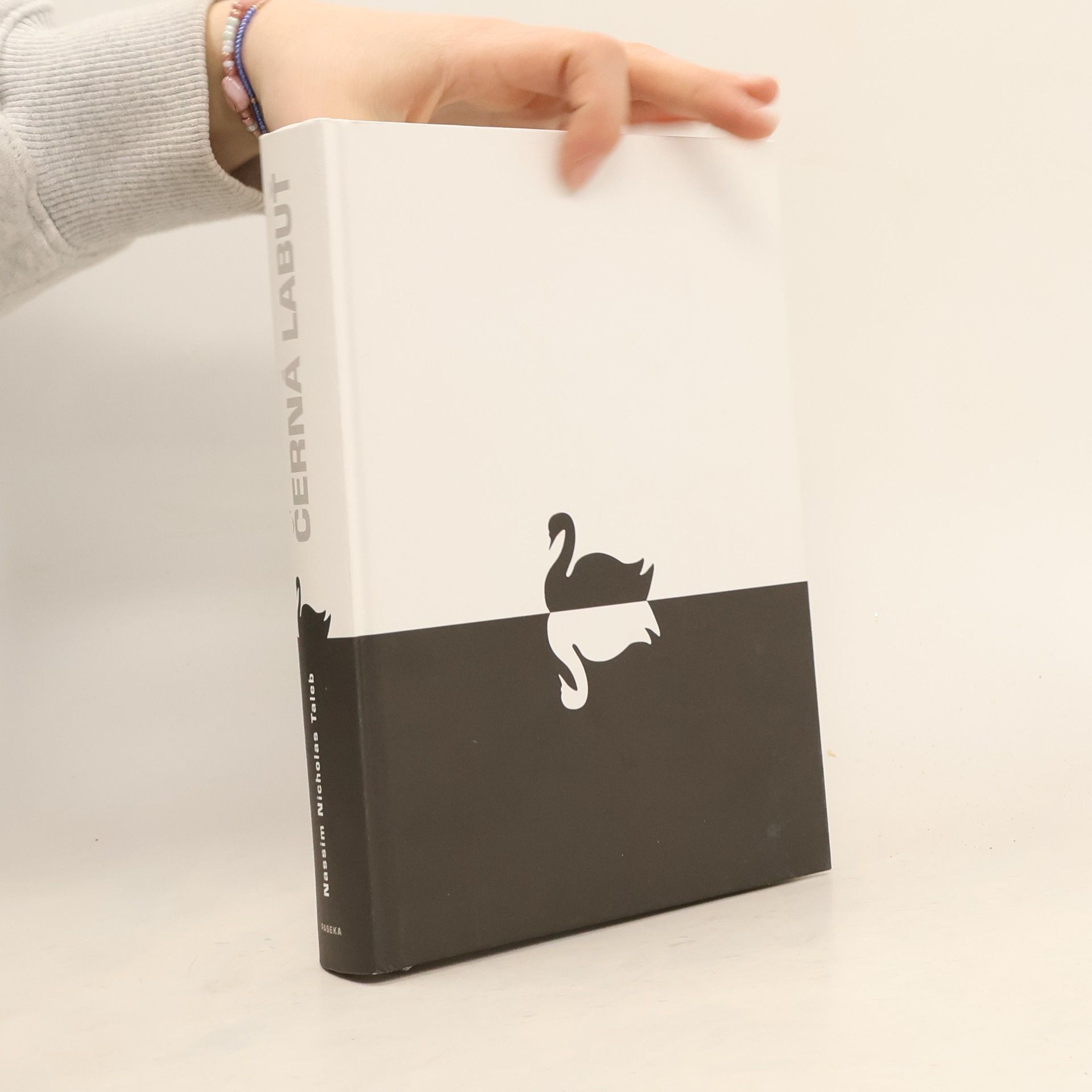 Nassim Nicholas Taleb Černá labuť. Následky vysoce nepravděpodobných událostí