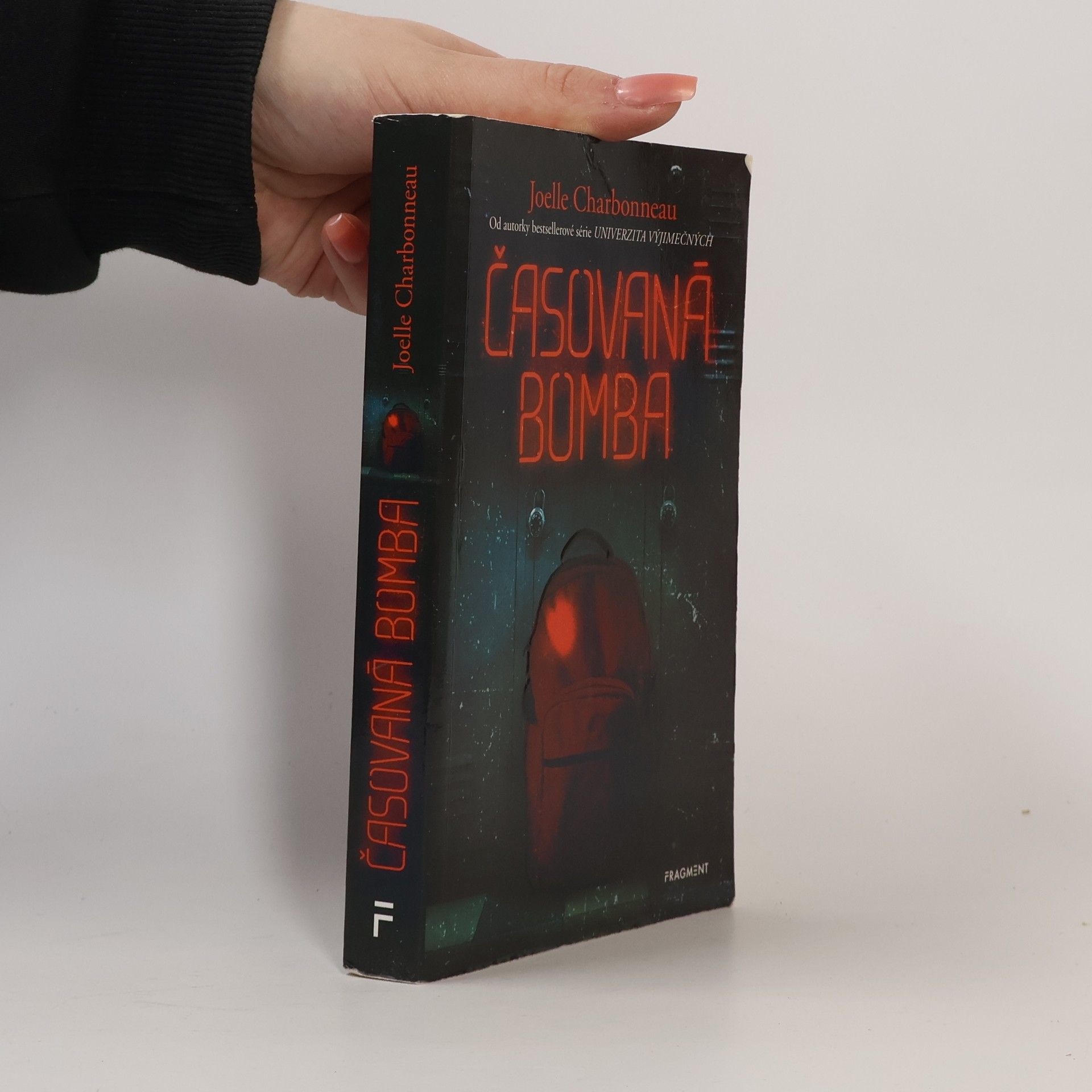 Joelle Charbonneau Časovaná bomba