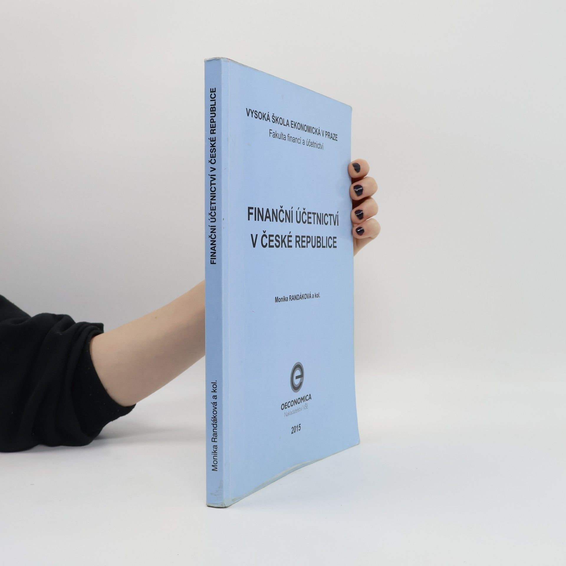 Monika Randáková Finanční účetnictví v České republice