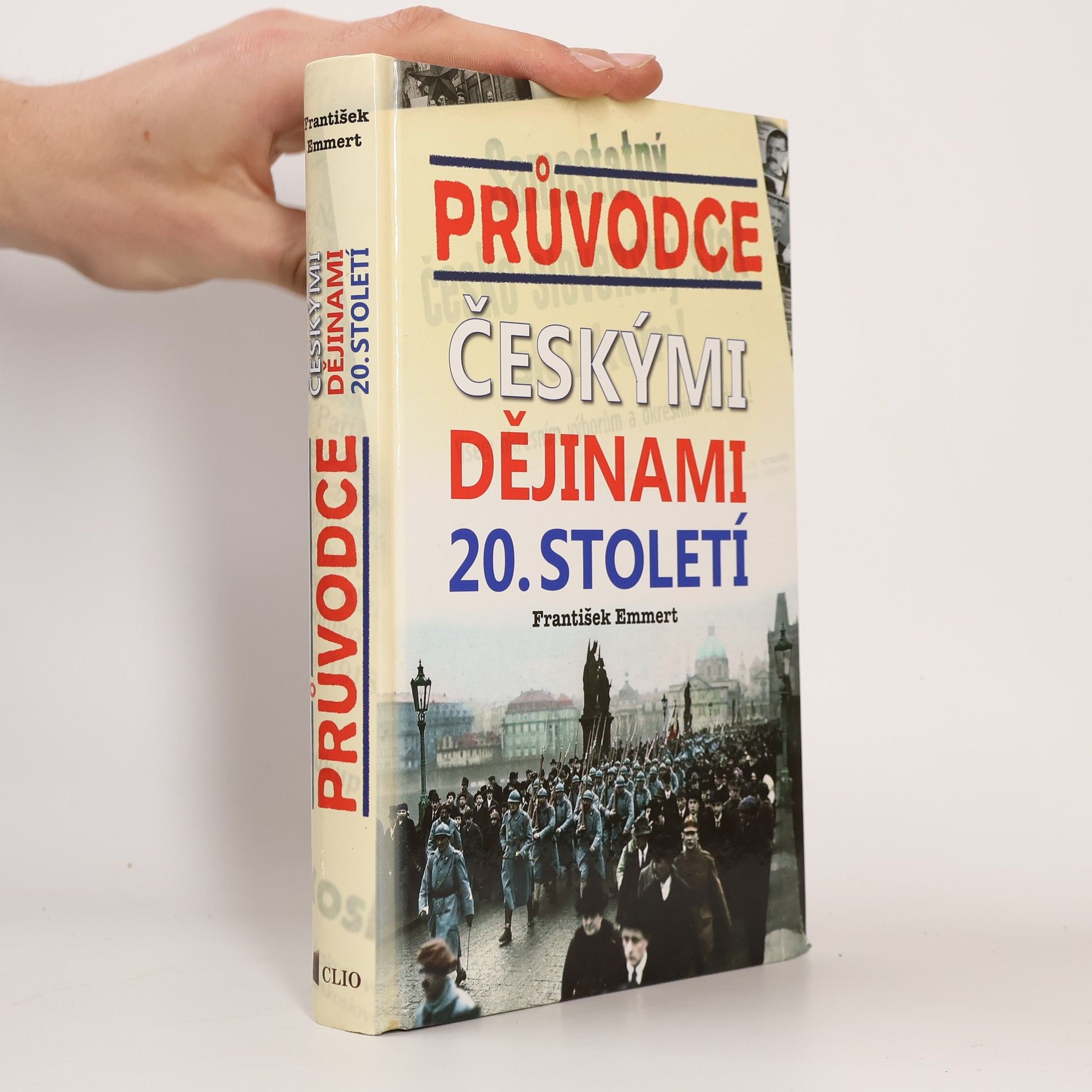 Průvodce českými dějinami 20. století