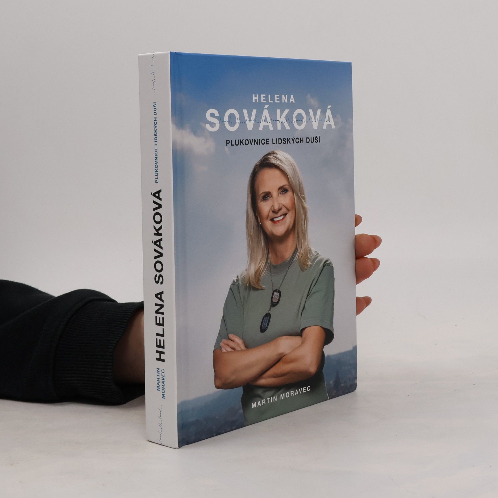 Martin Moravec Helena Sováková: Plukovnice lidských duší