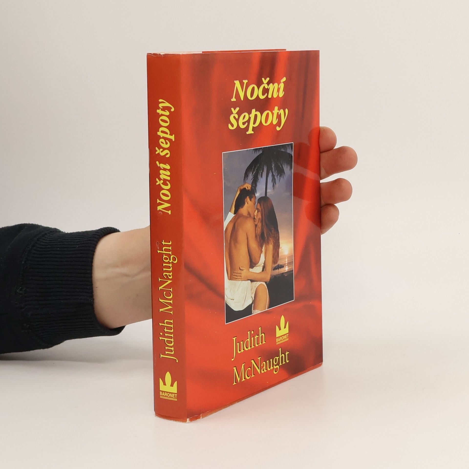Judith MacNaught Noční šepoty