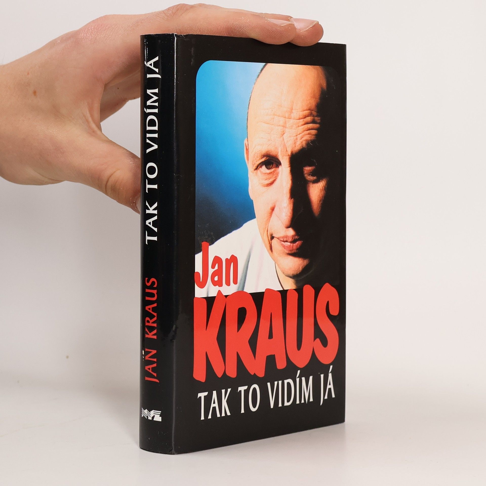 David Kraus Tak to vidím já. Sebrané články a komentáře z let 2000-2002. 1