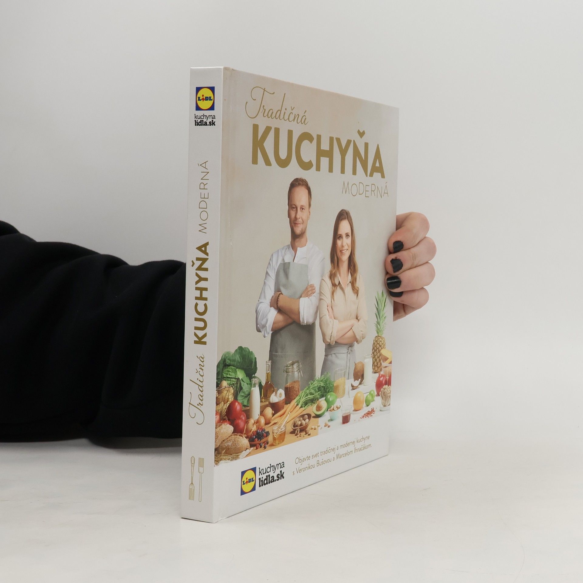 Veronika Bušová Tradičná kuchyňa moderná