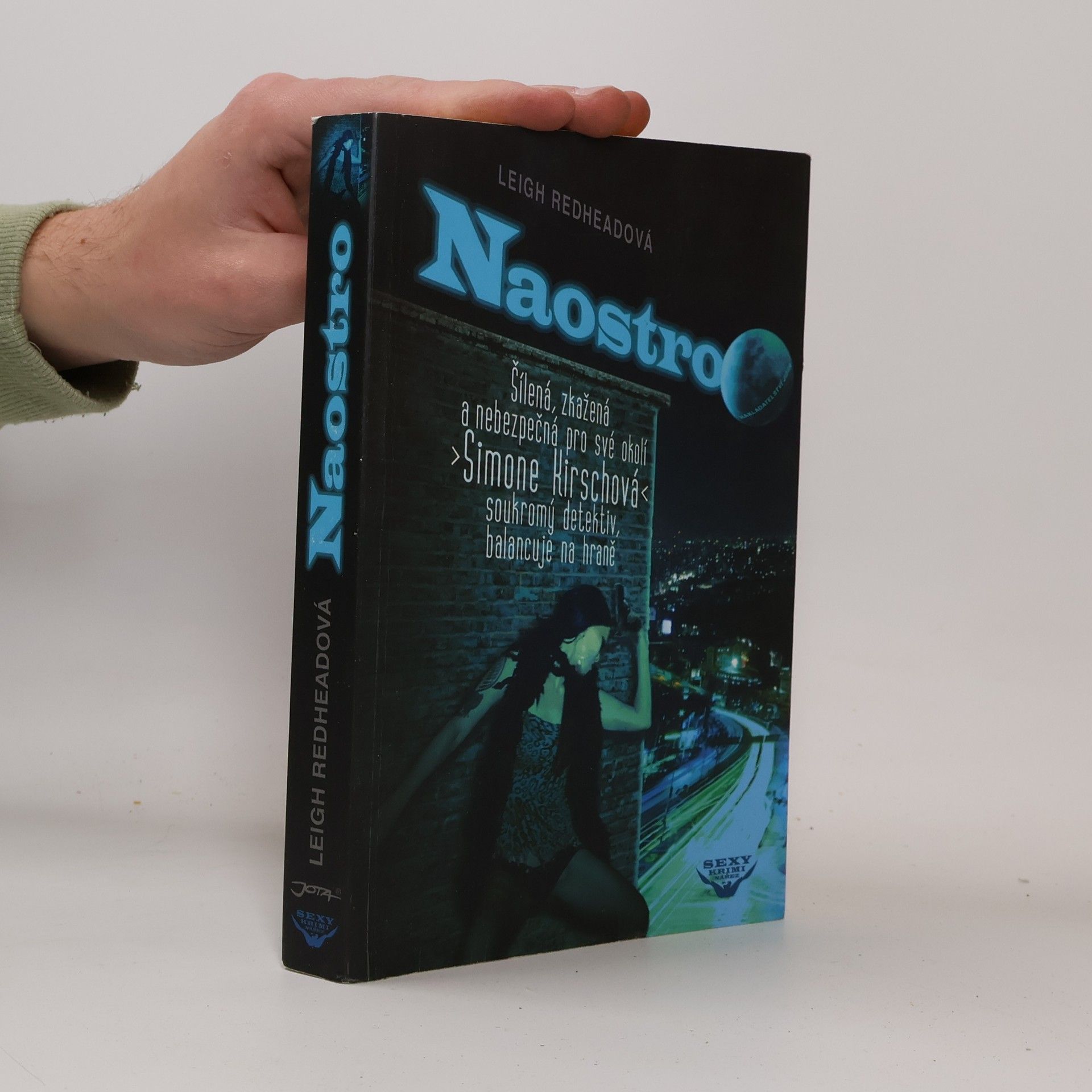 Leigh Redhead Naostro