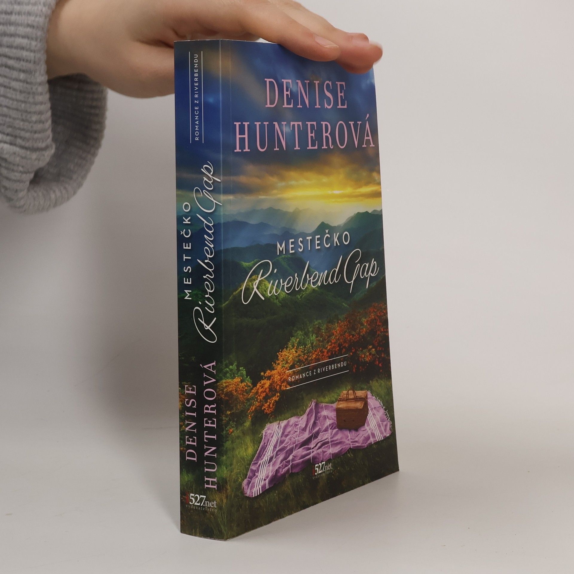 Denise Hunter Mestečko Riverbend Gap