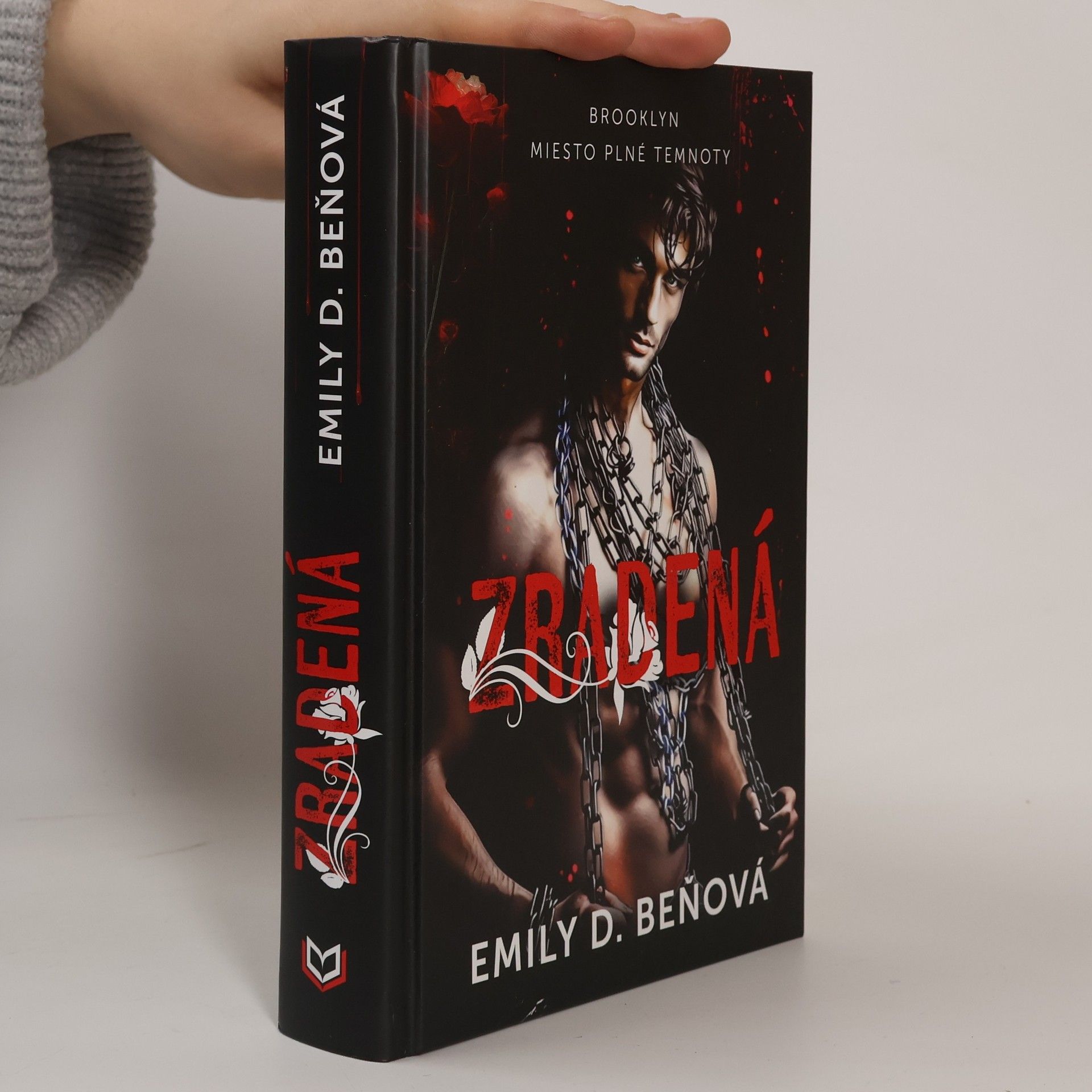 Emily D. Beňová Zradená