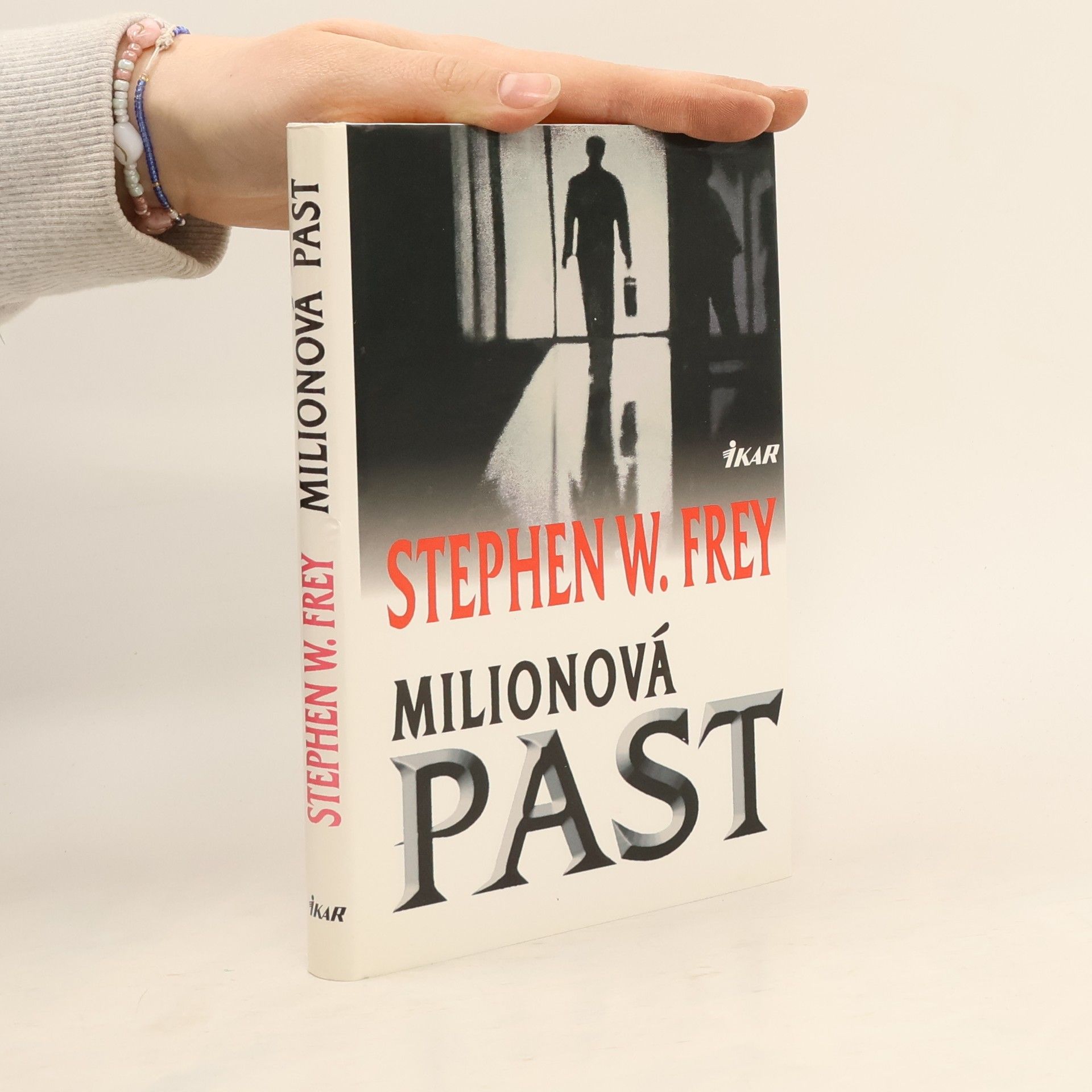 Stephen Frey Miliónová past