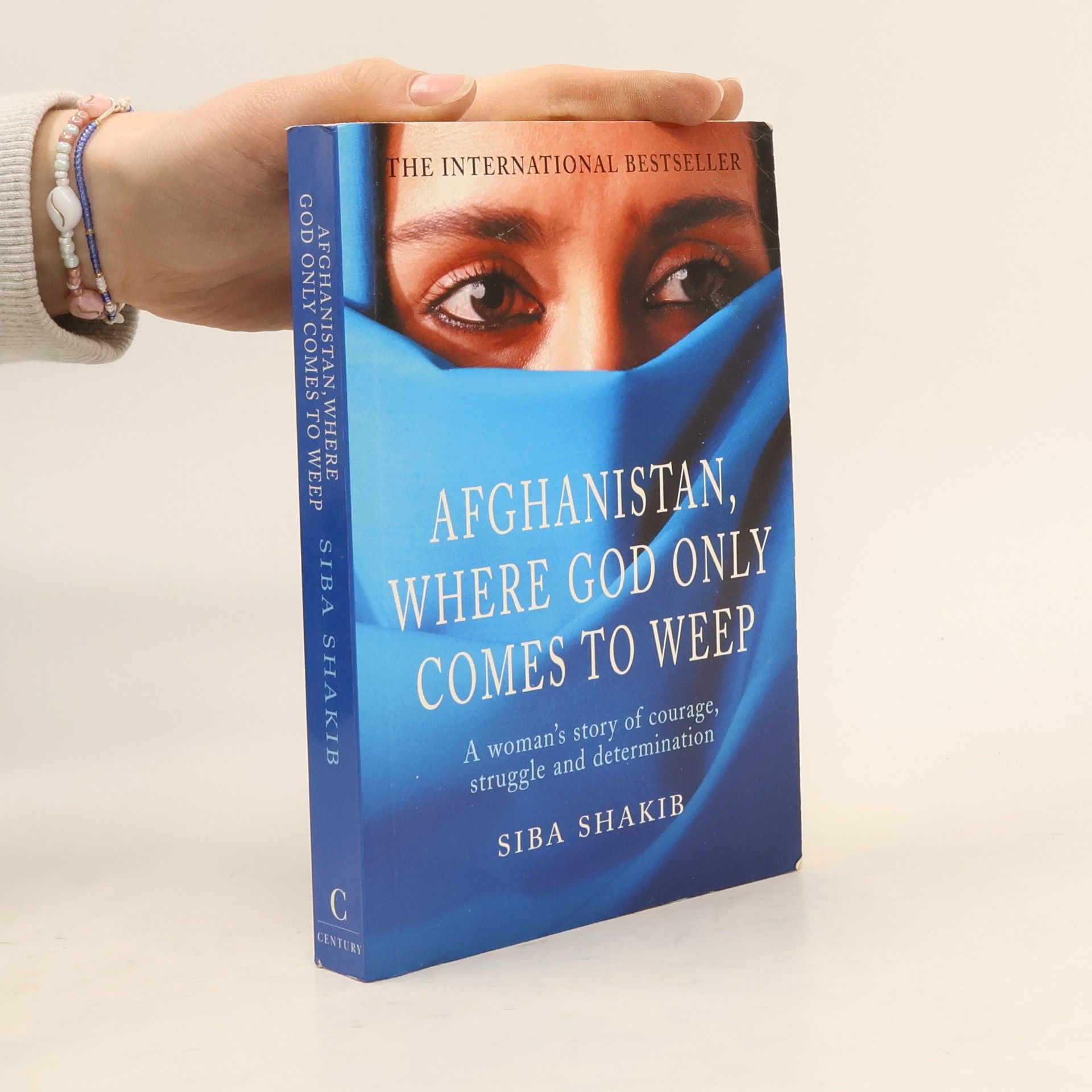 Síba Shakib Afghanistan, where God only comes to weep