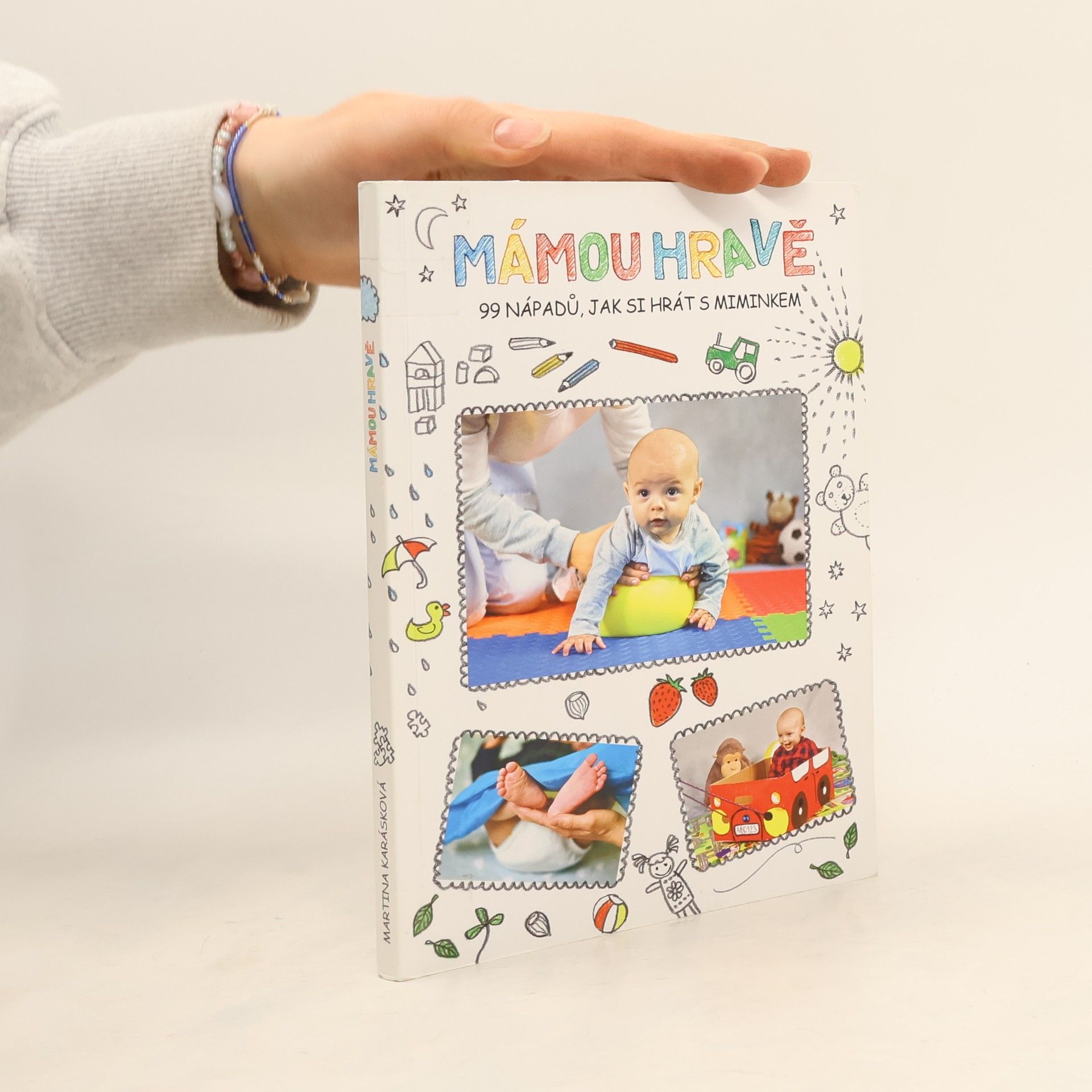 Martina Karásková Mámou hravě