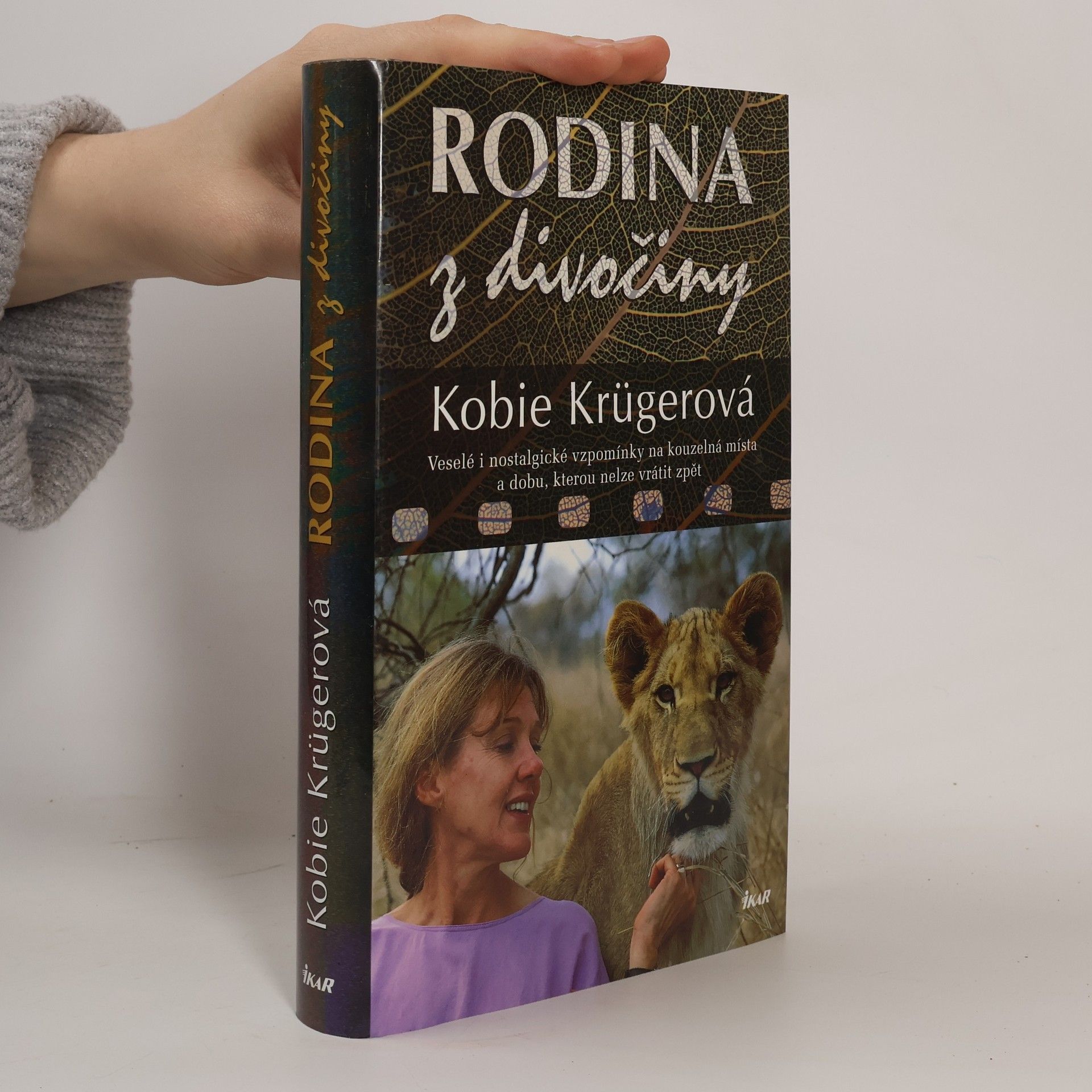 Kobie Krüger Rodina z divočiny