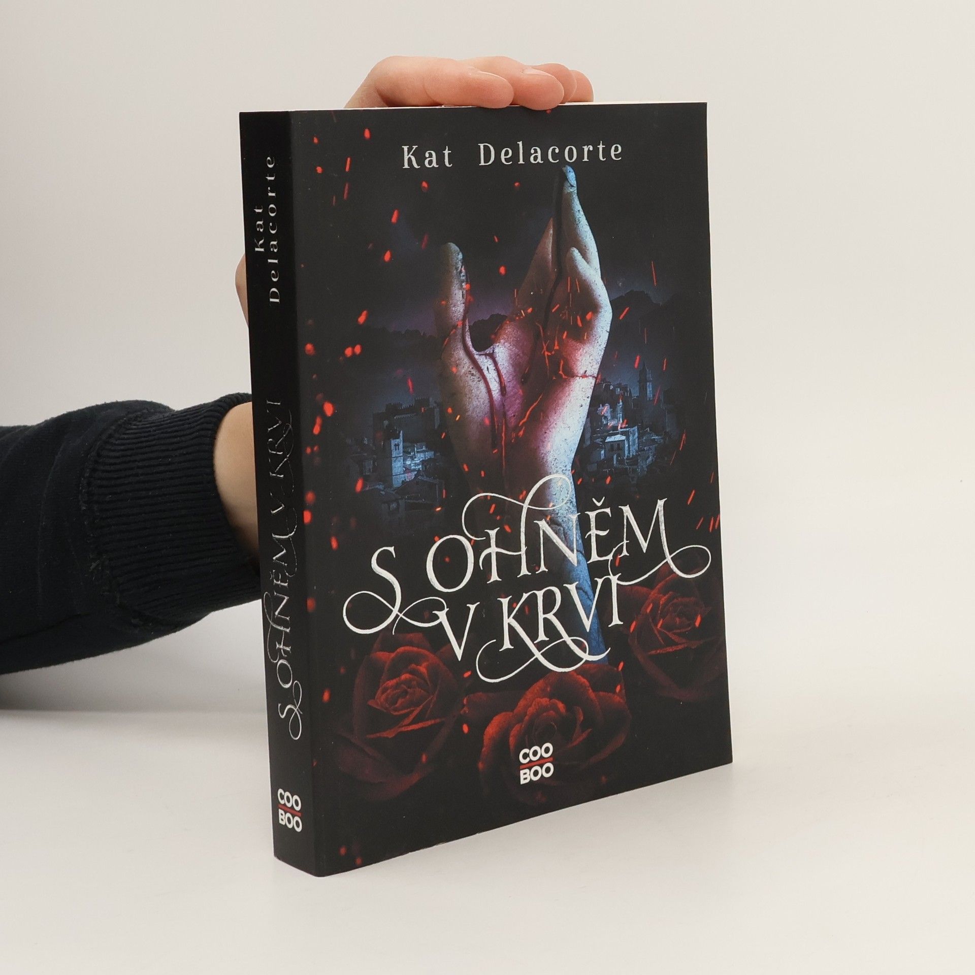 Kat Delacorte S ohněm v krvi