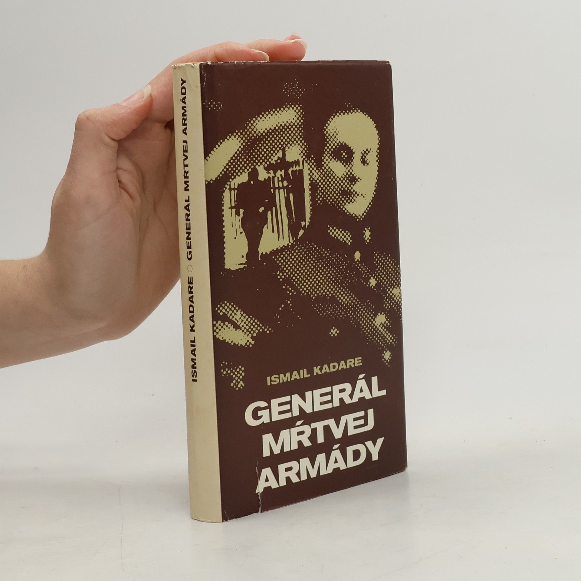 Ismail Kadare Generál mŕtvej armády
