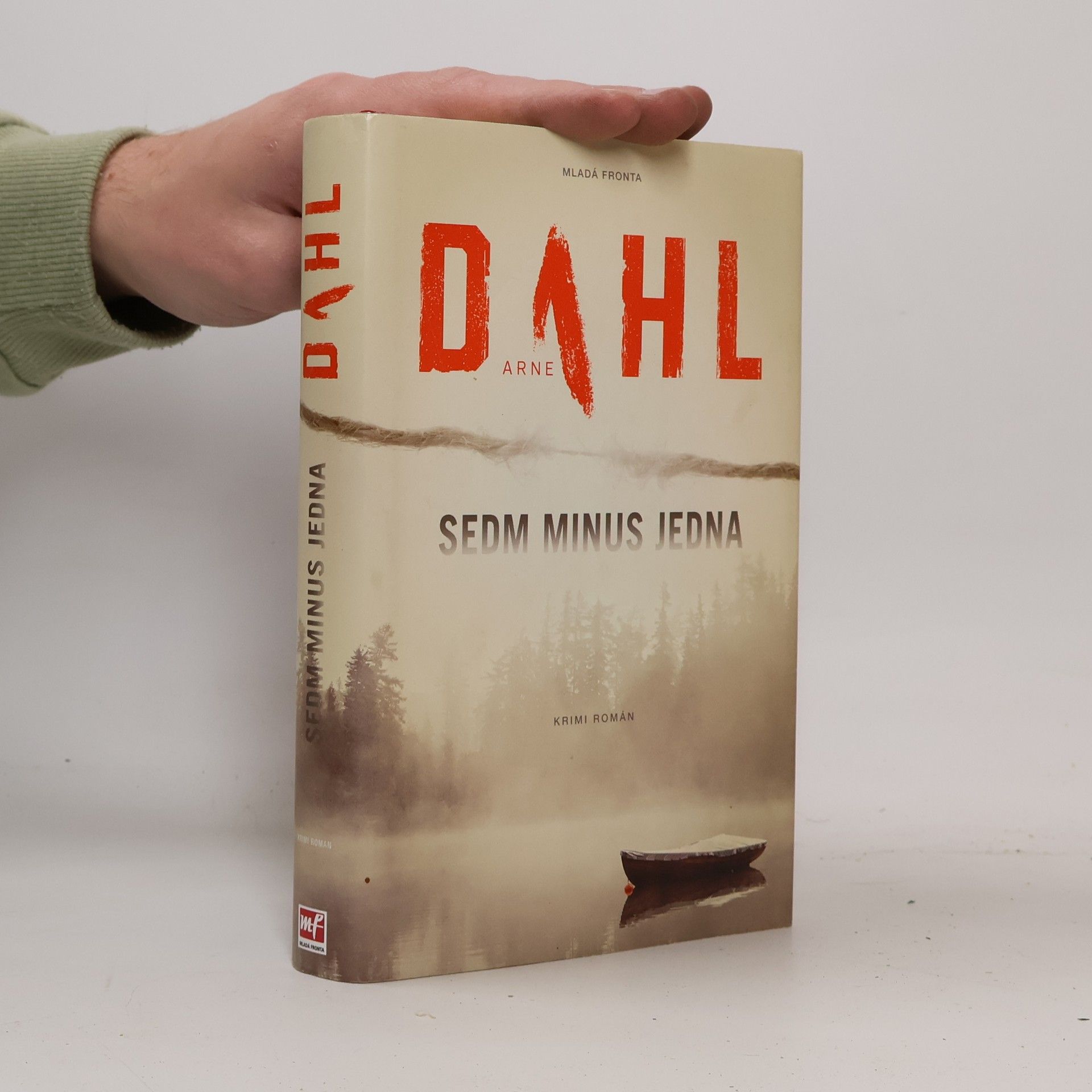 Arne Dahl Sedm minus jedna