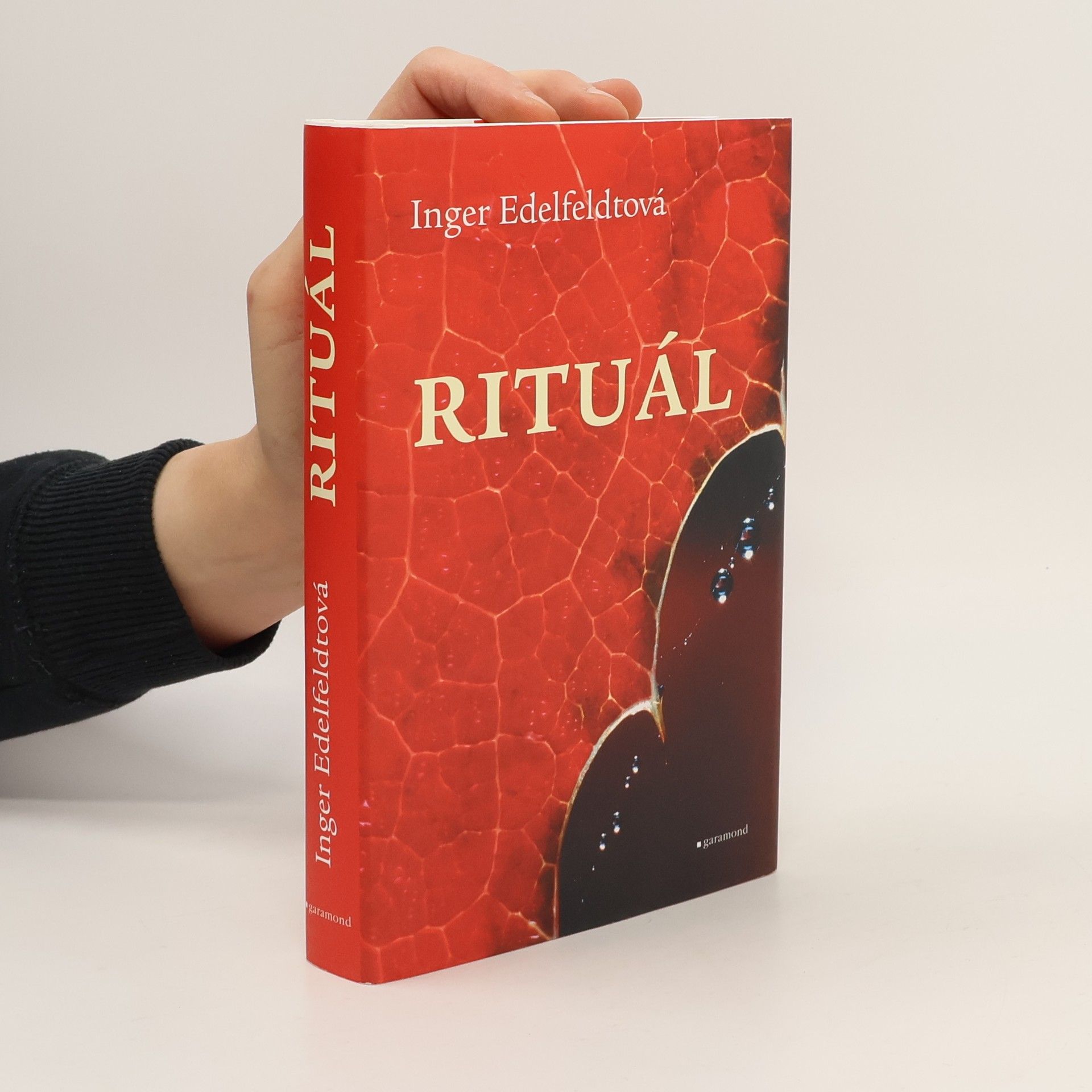 Inger Edelfeldt Rituál