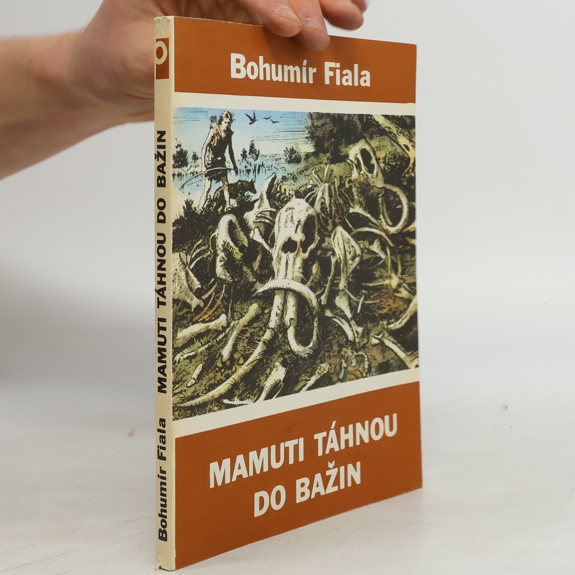 Bohumír Fiala Mamuti táhnou do bažin