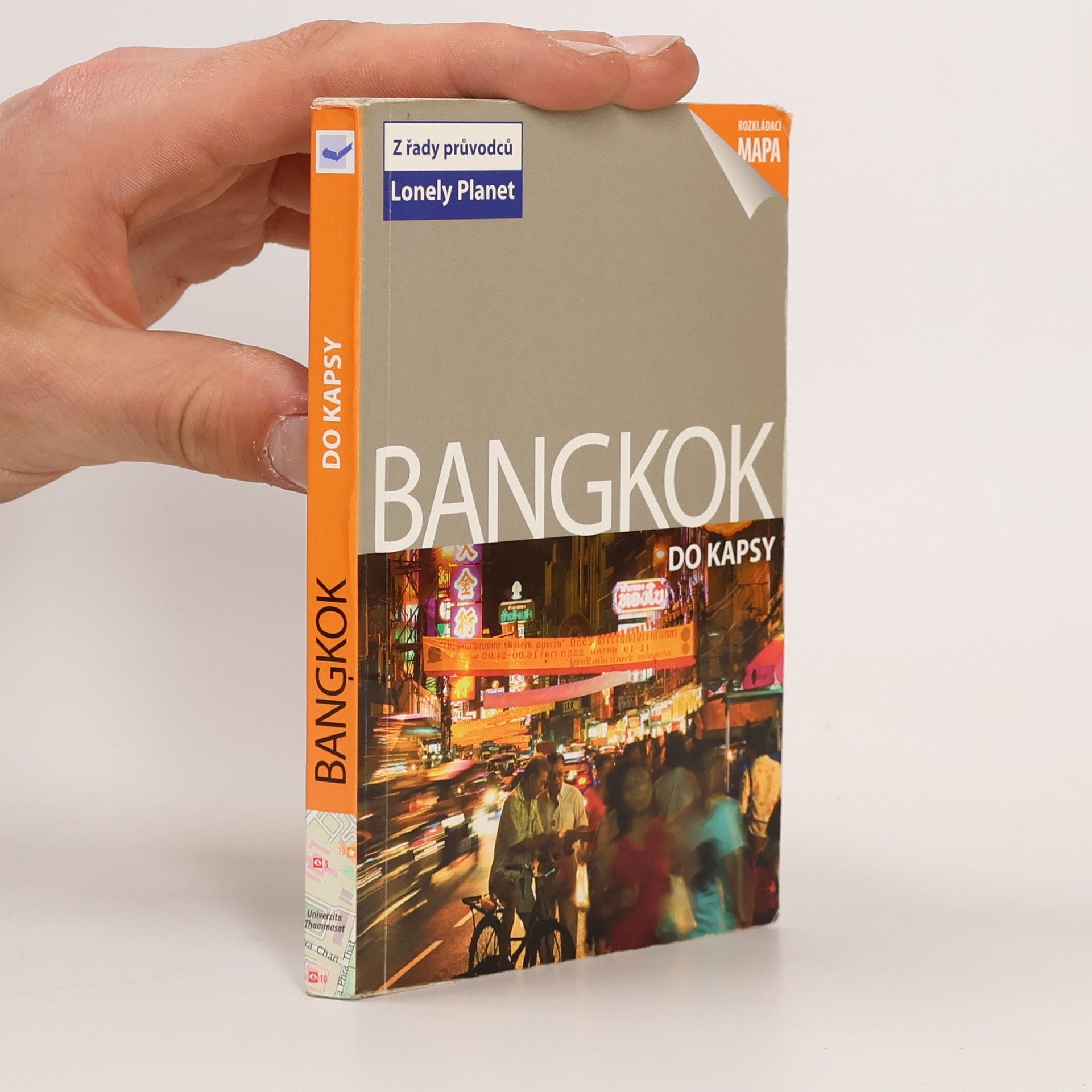 Austin Bush Bangkok: Do kapsy