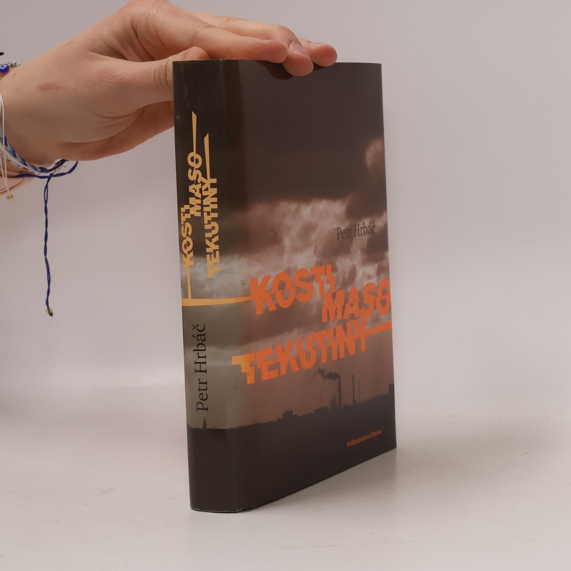 Kosti, maso, tekutiny