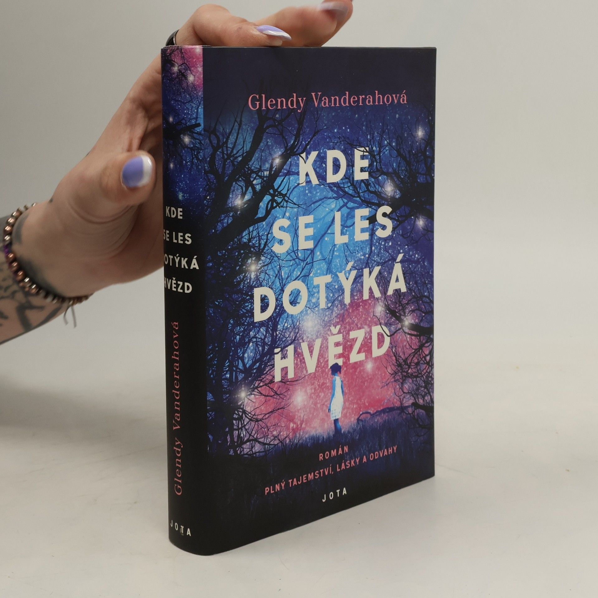 Glendy Vanderah Kde se les dotýká hvězd