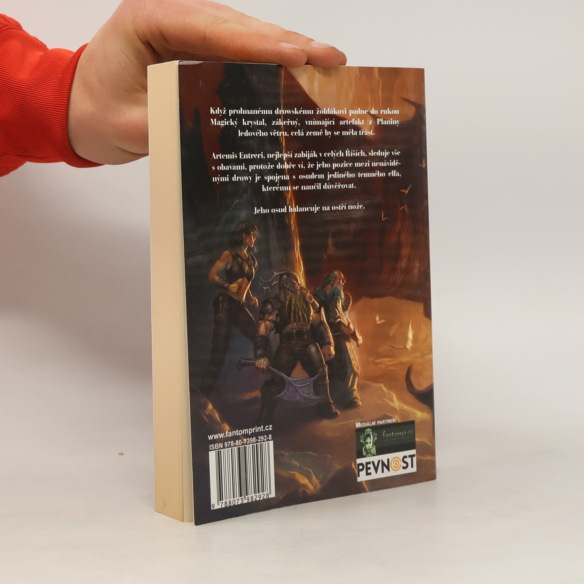 R. A. Salvatore Žoldáci. Služebník krystalu. 1. díl.