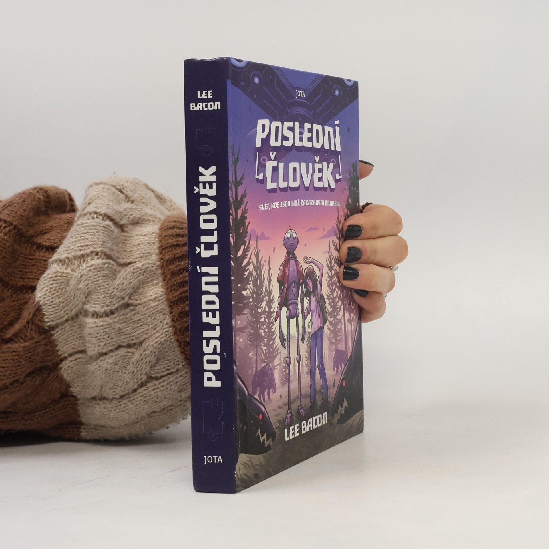 Lee Bacon Poslední člověk