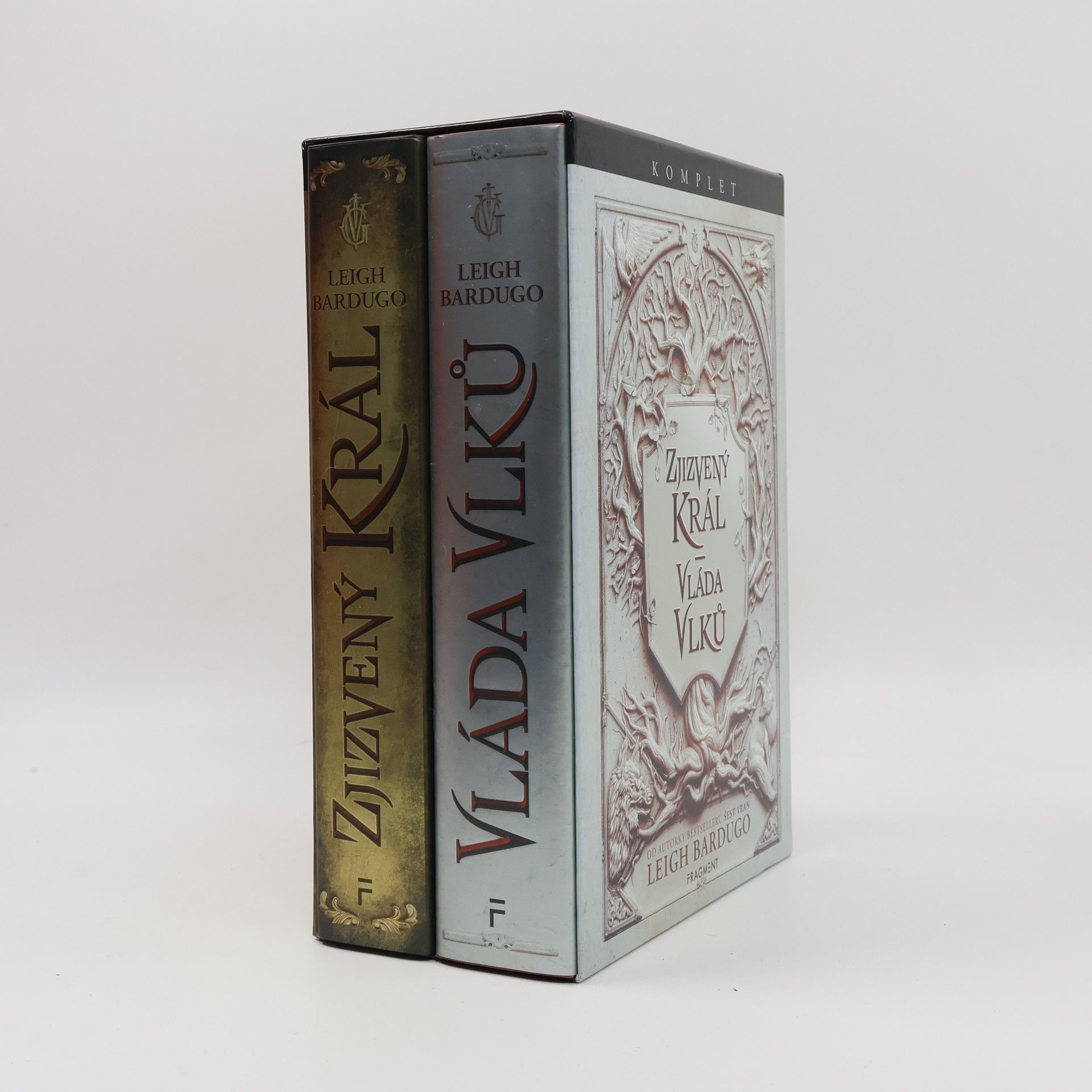 Leigh Bardugo Zjizvený král. Vláda vlků