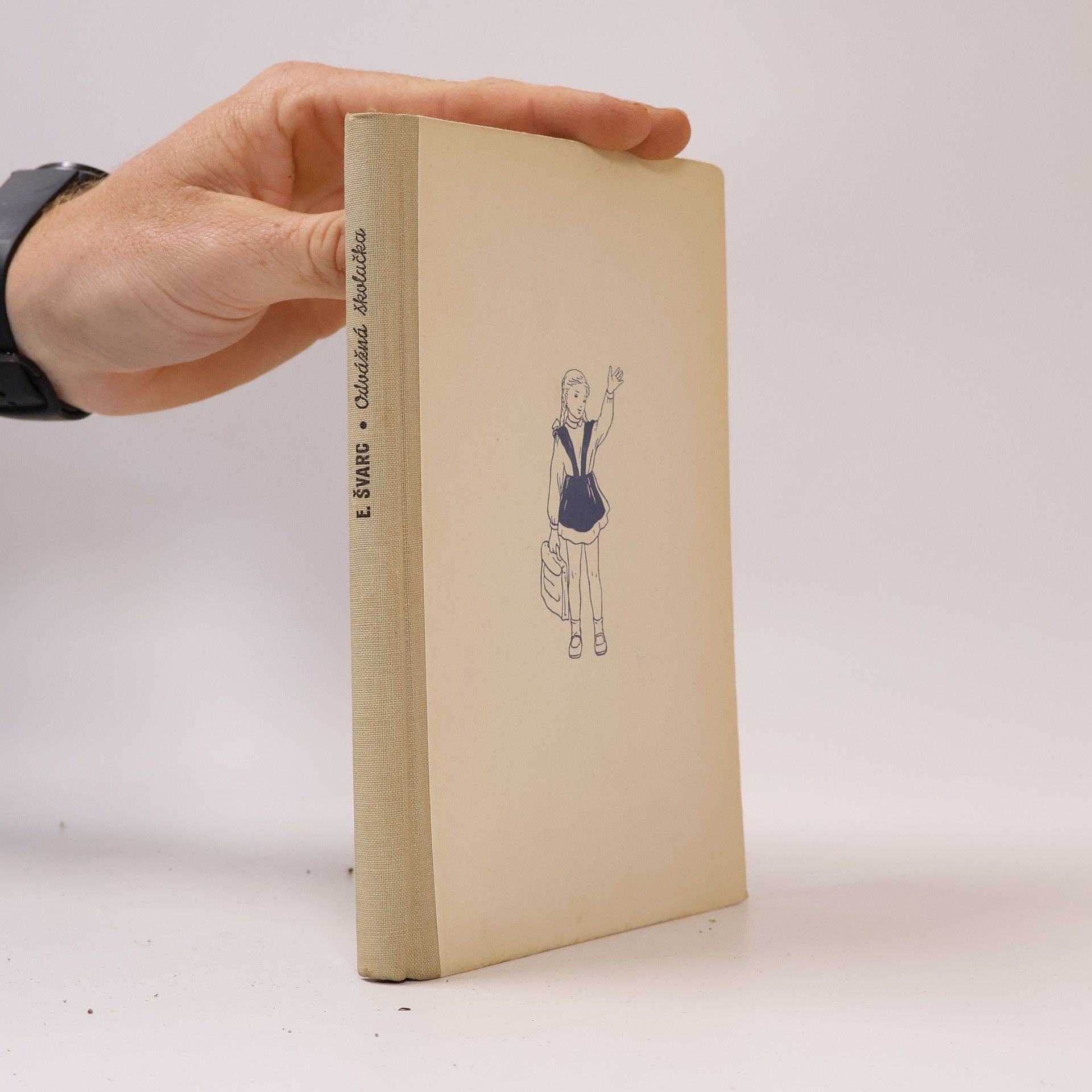 Evgeny Shvarts Odvážná školačka