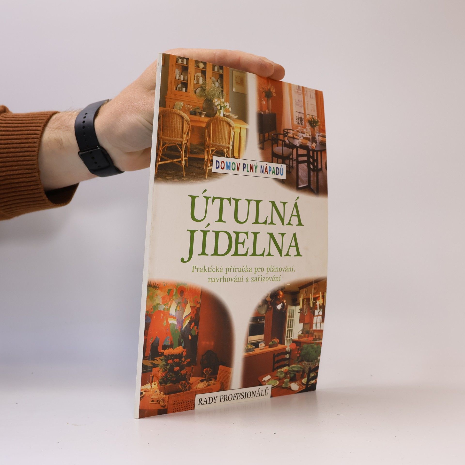 AA.VV. Útulná jídelna