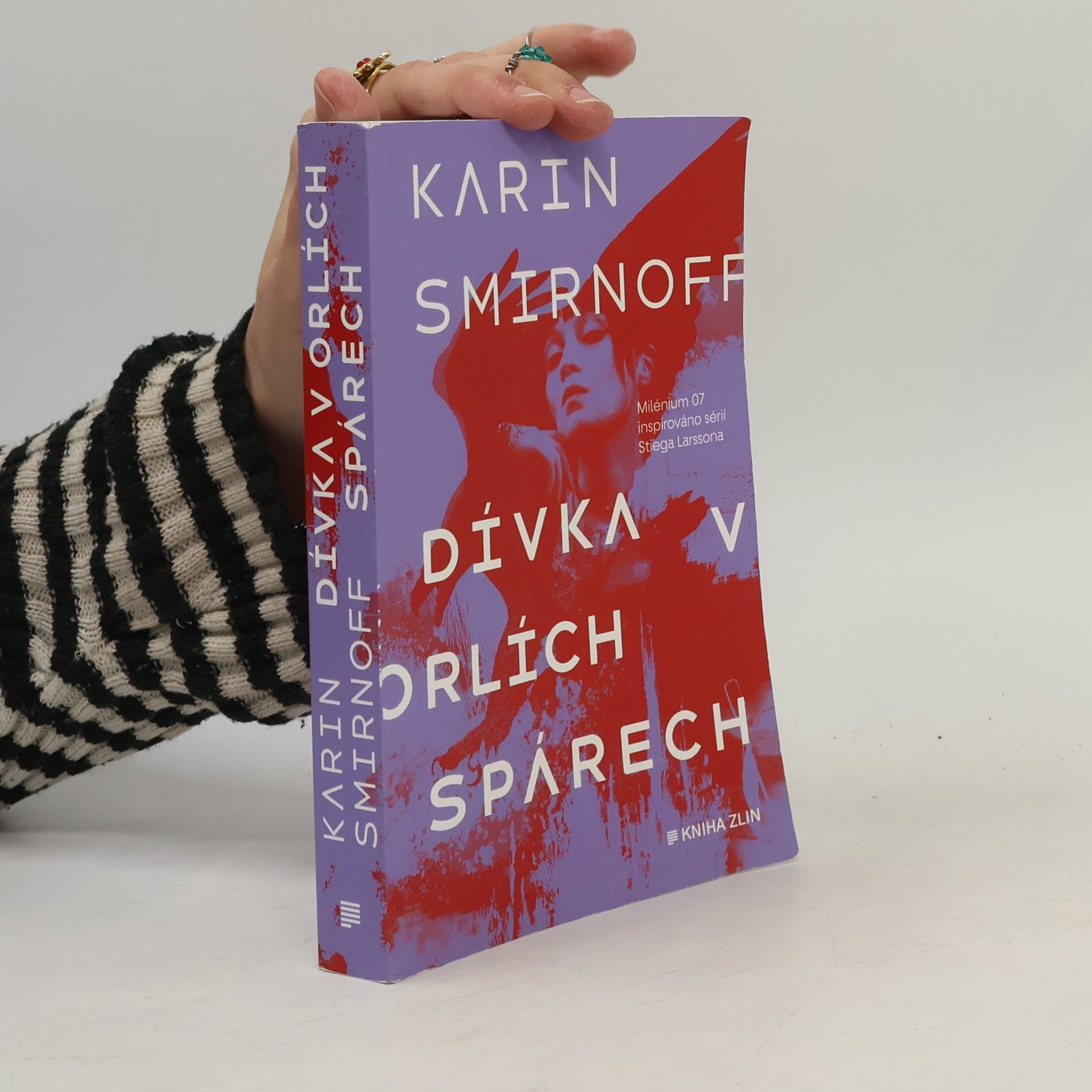 Karin Smirnoff Dívka v orlích spárech (recenzní výtisk)