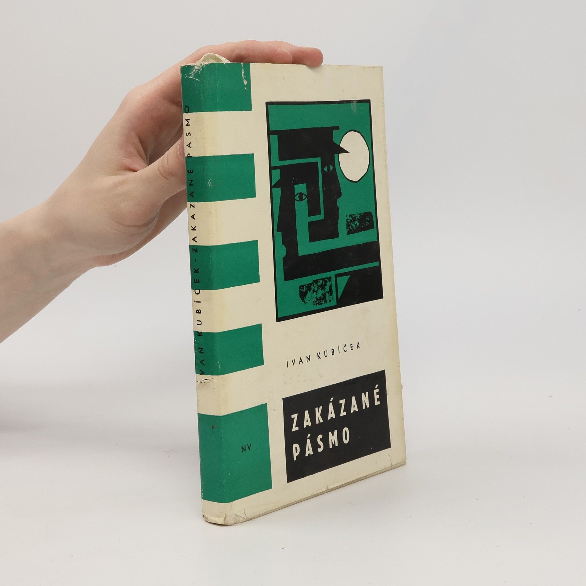 Ivan Kubíček Zakázané pásmo