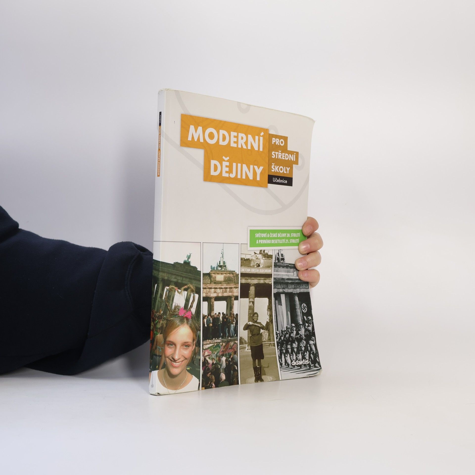 Jan Čurda Moderní dějiny pro střední školy: Světové a české dějiny 20. století a prvního desetiletí 21. století