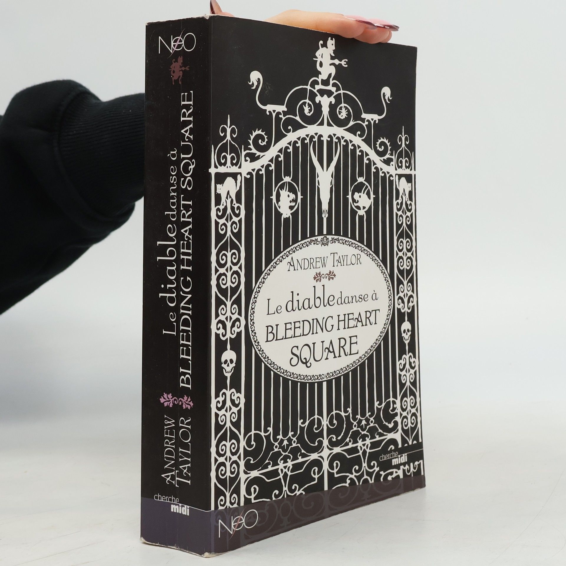 John Robert Taylor Le diable danse à Bleeding Heart Square