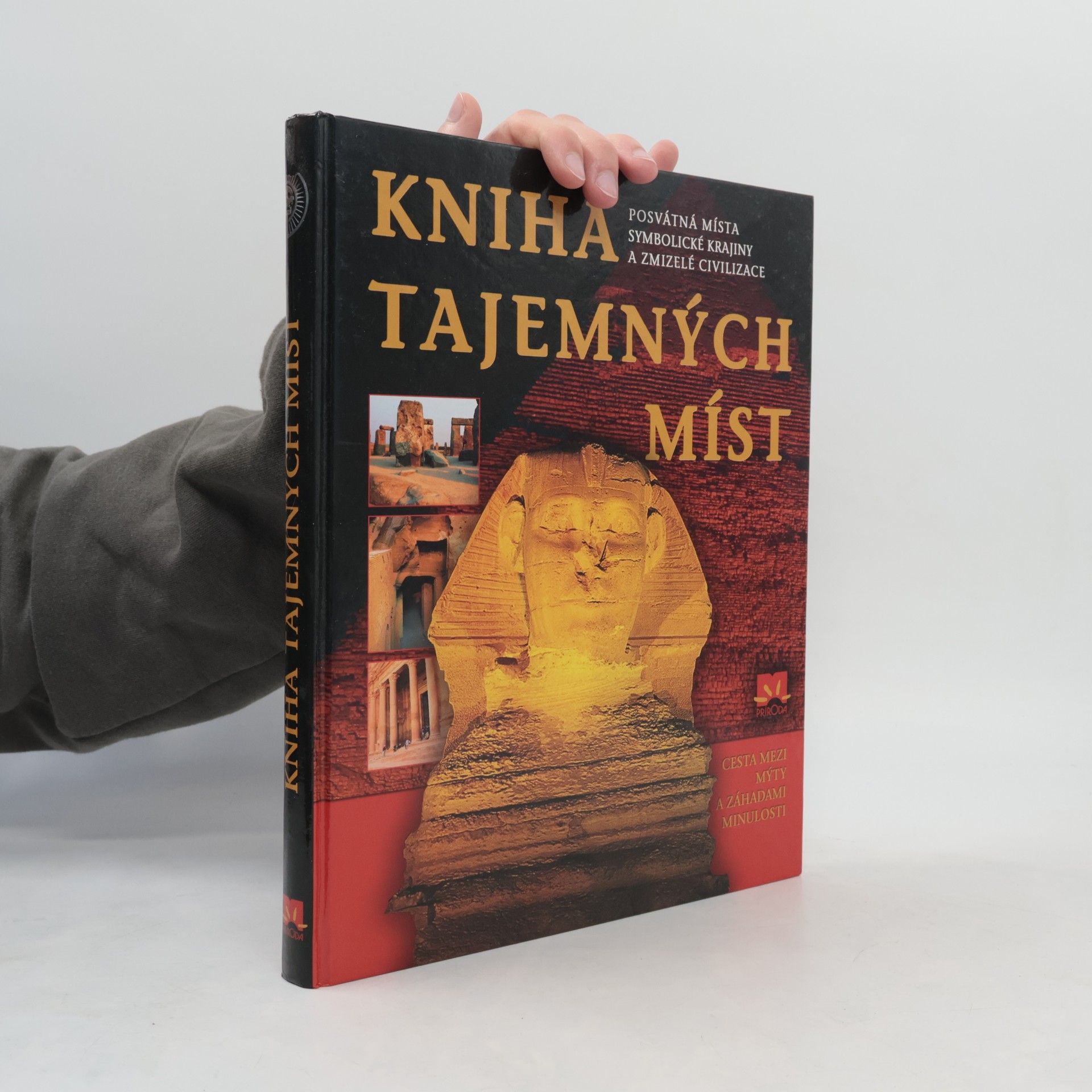 Enzo Bernardini Kniha tajemných míst