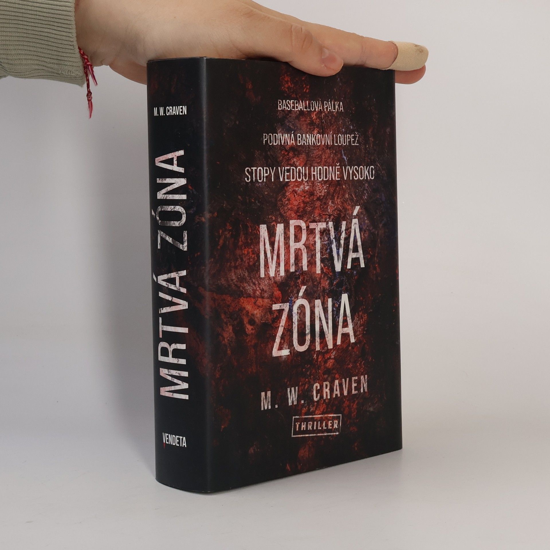M. W. Craven Mrtvá zóna