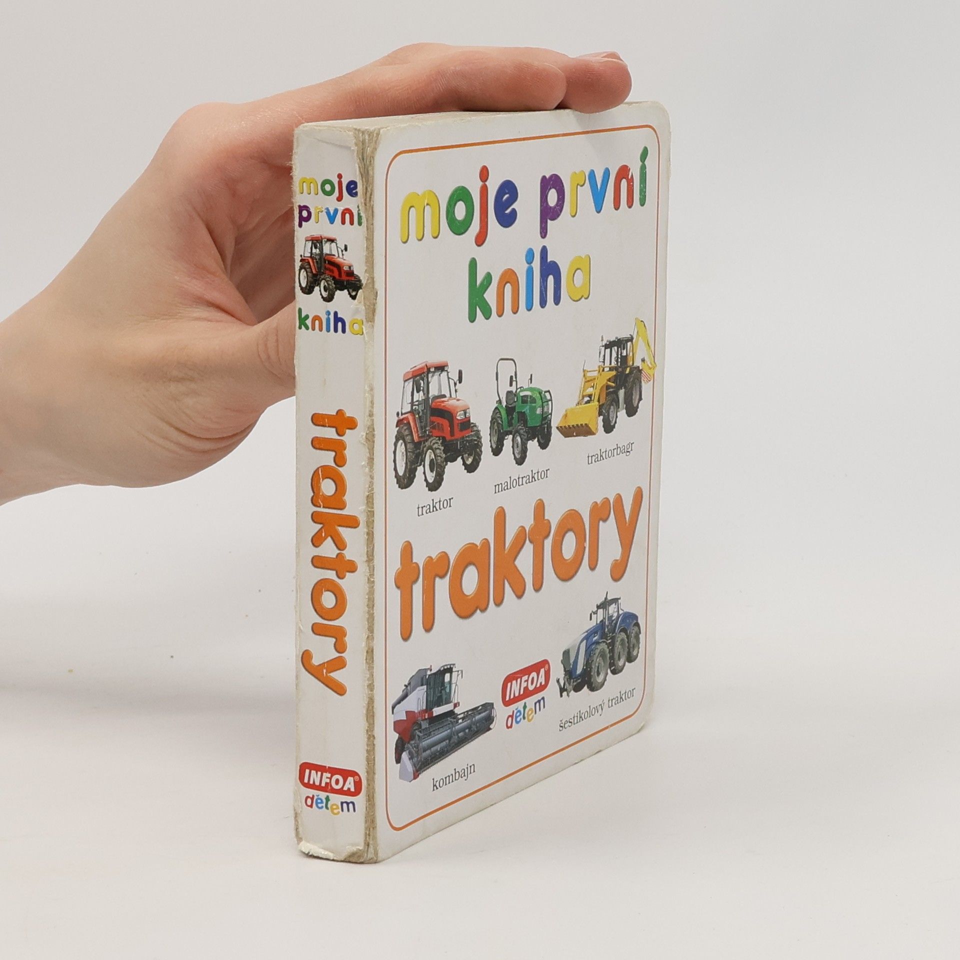 AA.VV. Moje první kniha - Traktory
