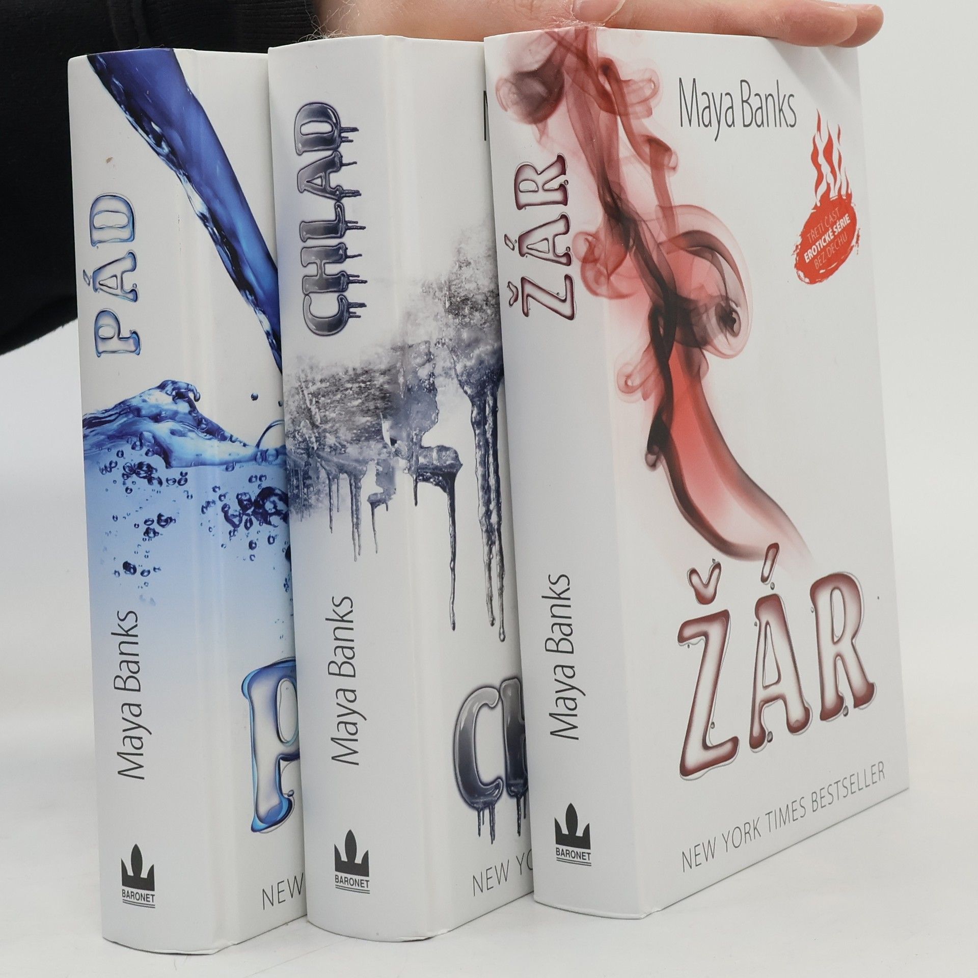 Maya Banks Bez dechu 1.-3. díl