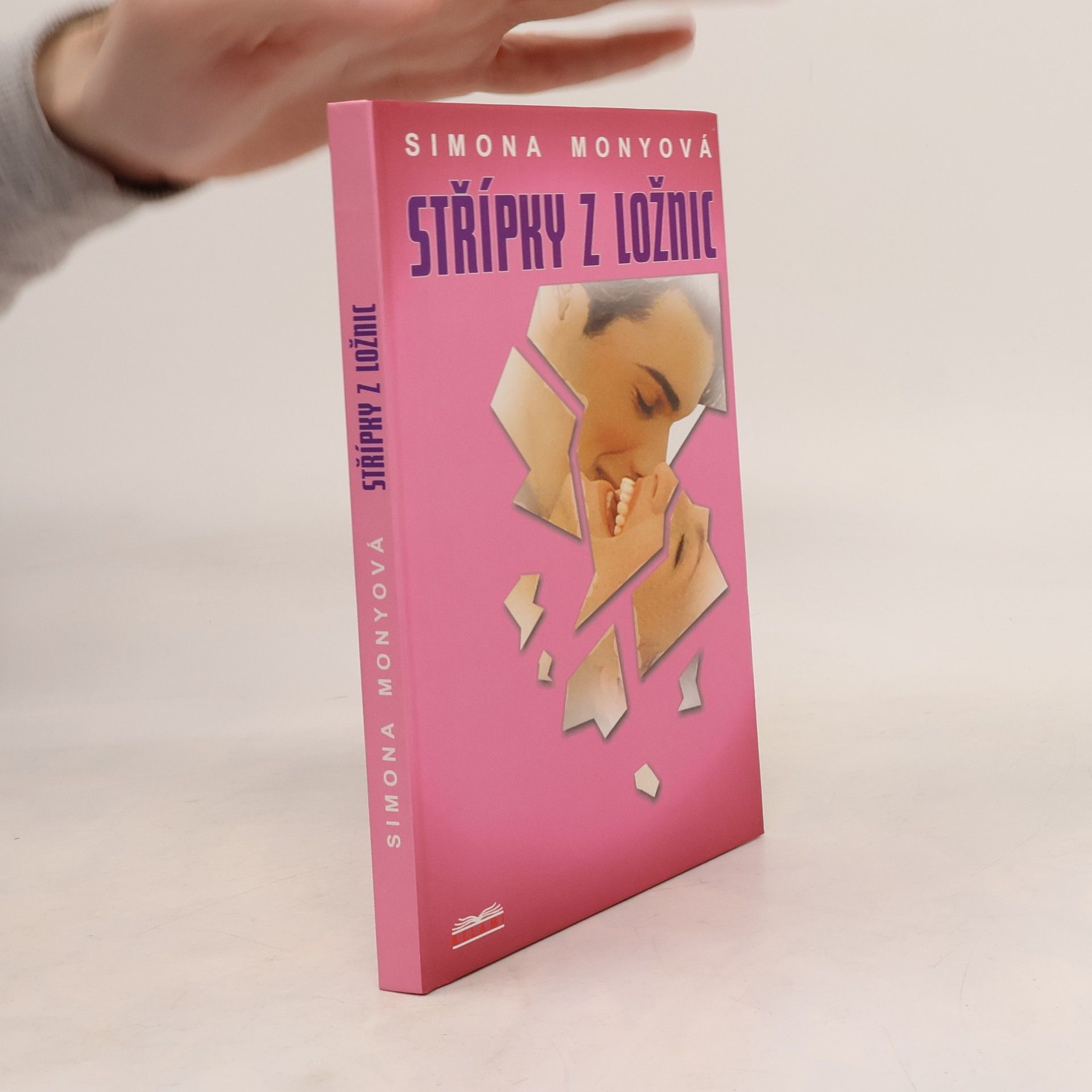 Simona Monyová Střípky z ložnic