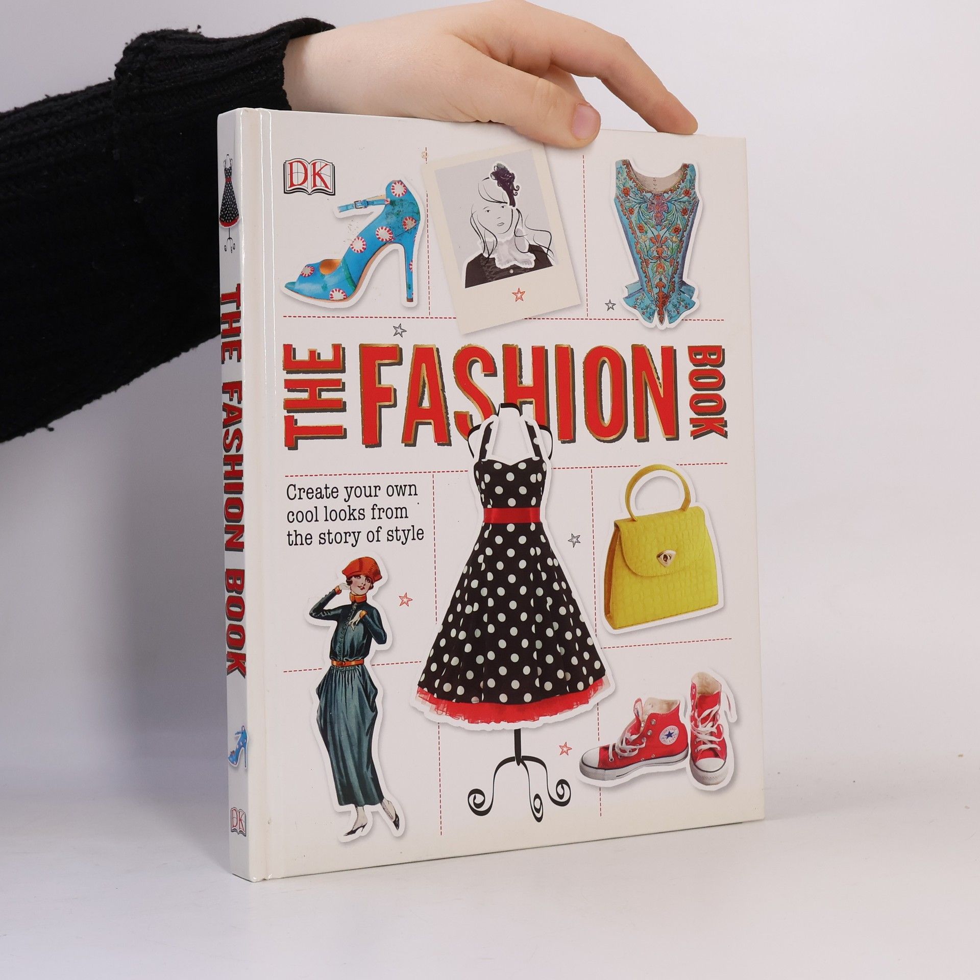 Alexandra Black The Fashion Book