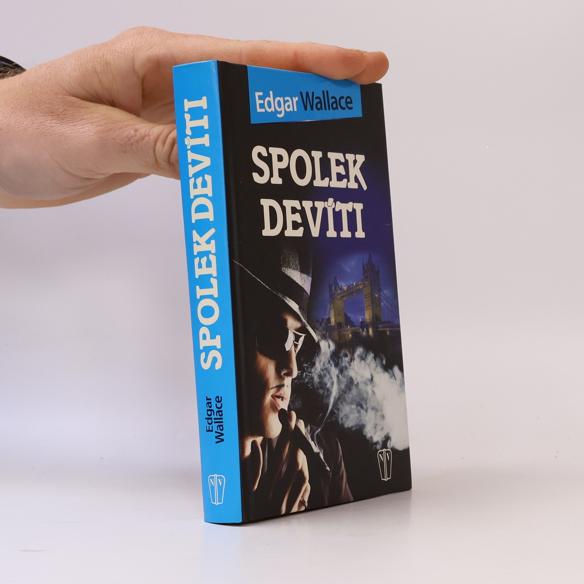 Edgar Wallace Spolek devíti