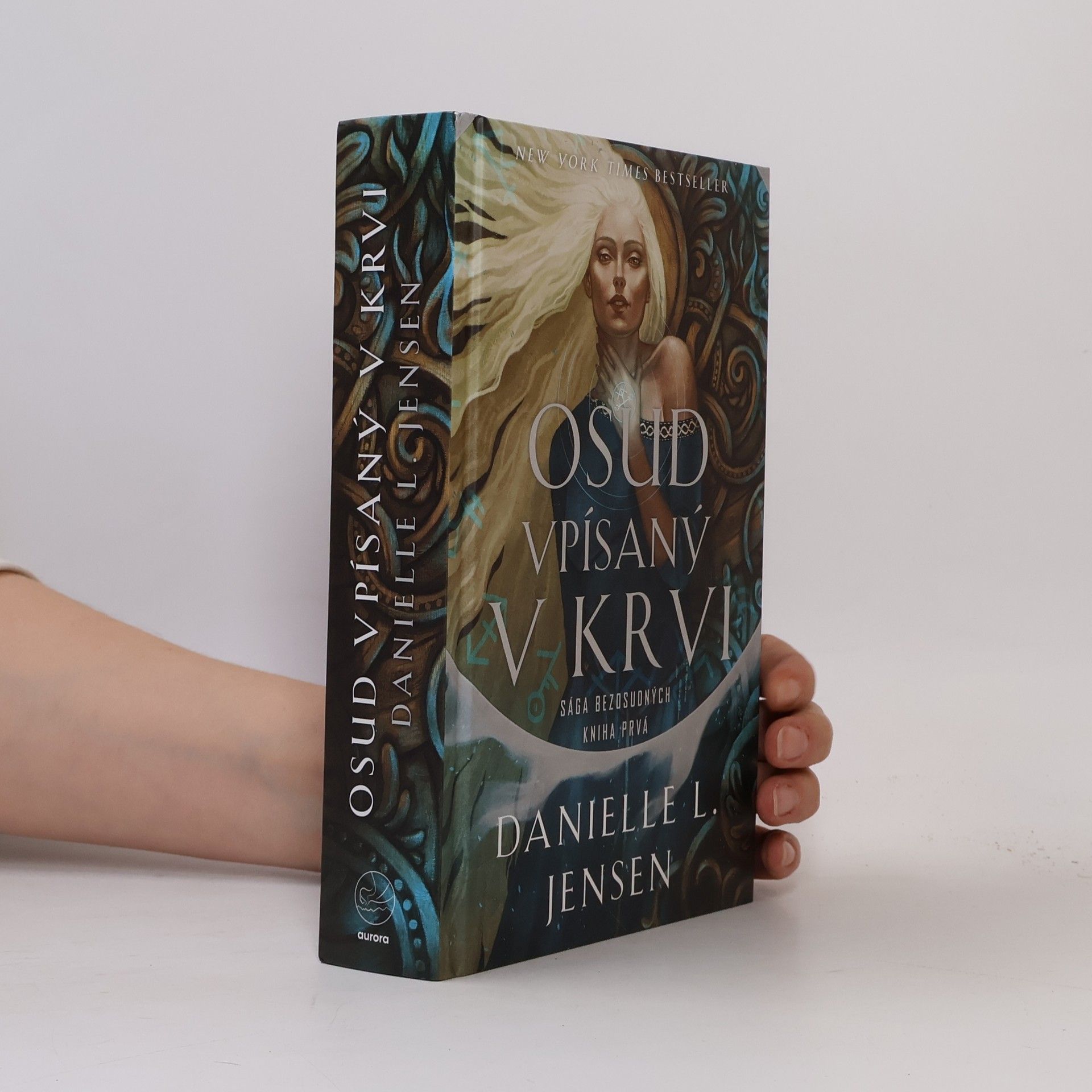 Danielle L. Jensen Osud vpísaný v krvi