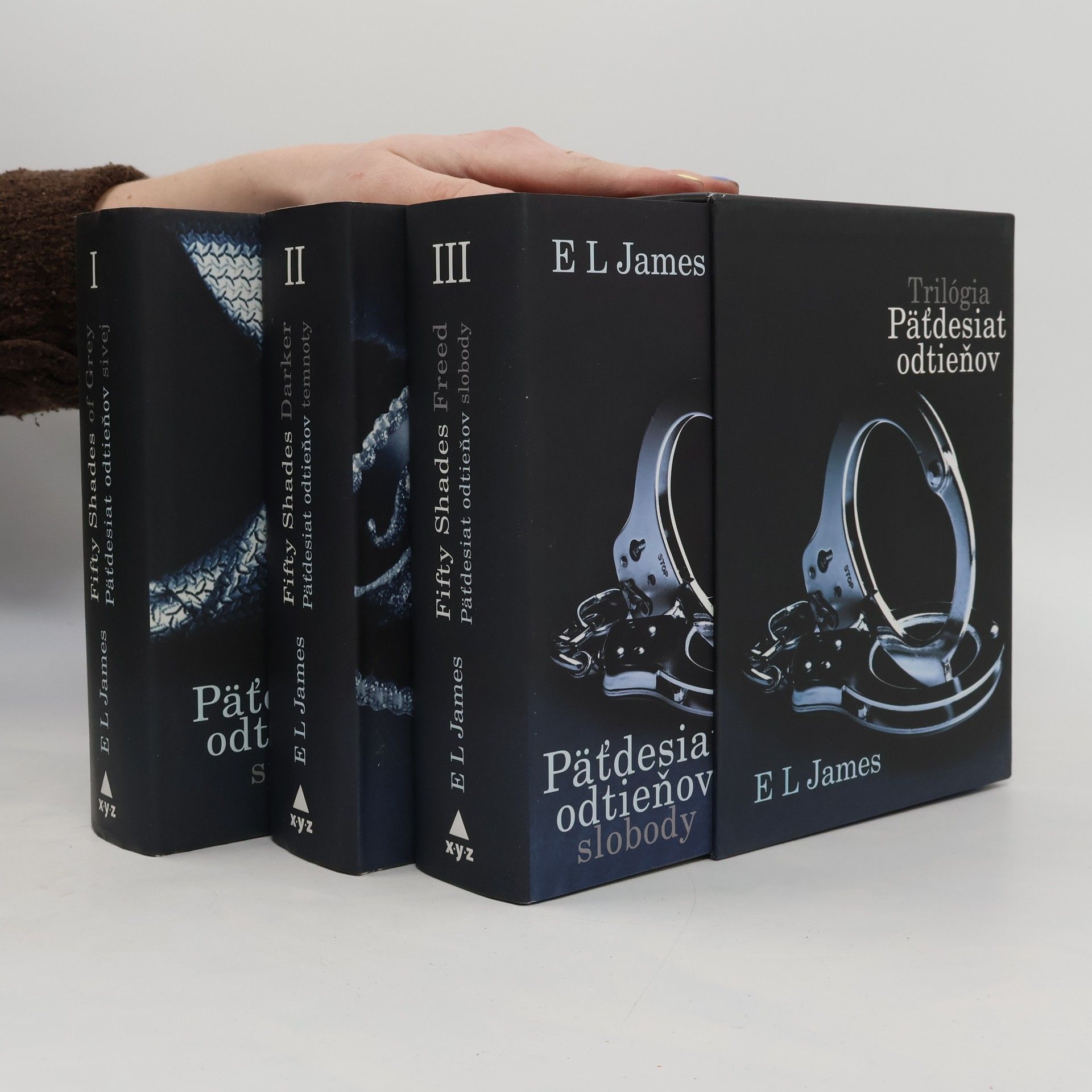 E. L. James Fifty Shades Trilógia 1-3